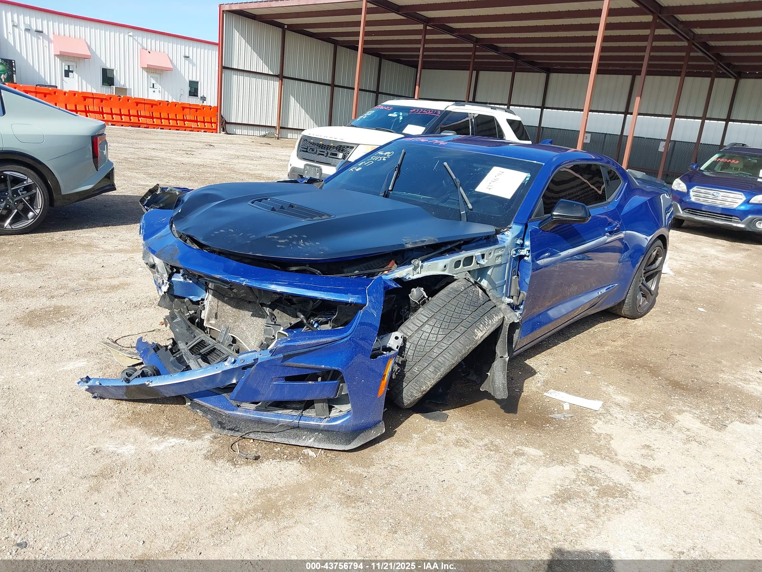 CHEVROLET CAMARO image 2