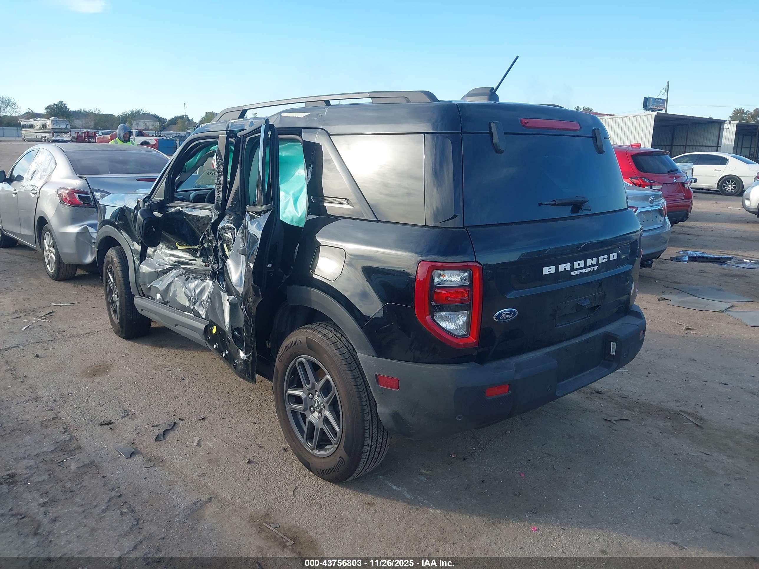 FORD BRONCO image 3