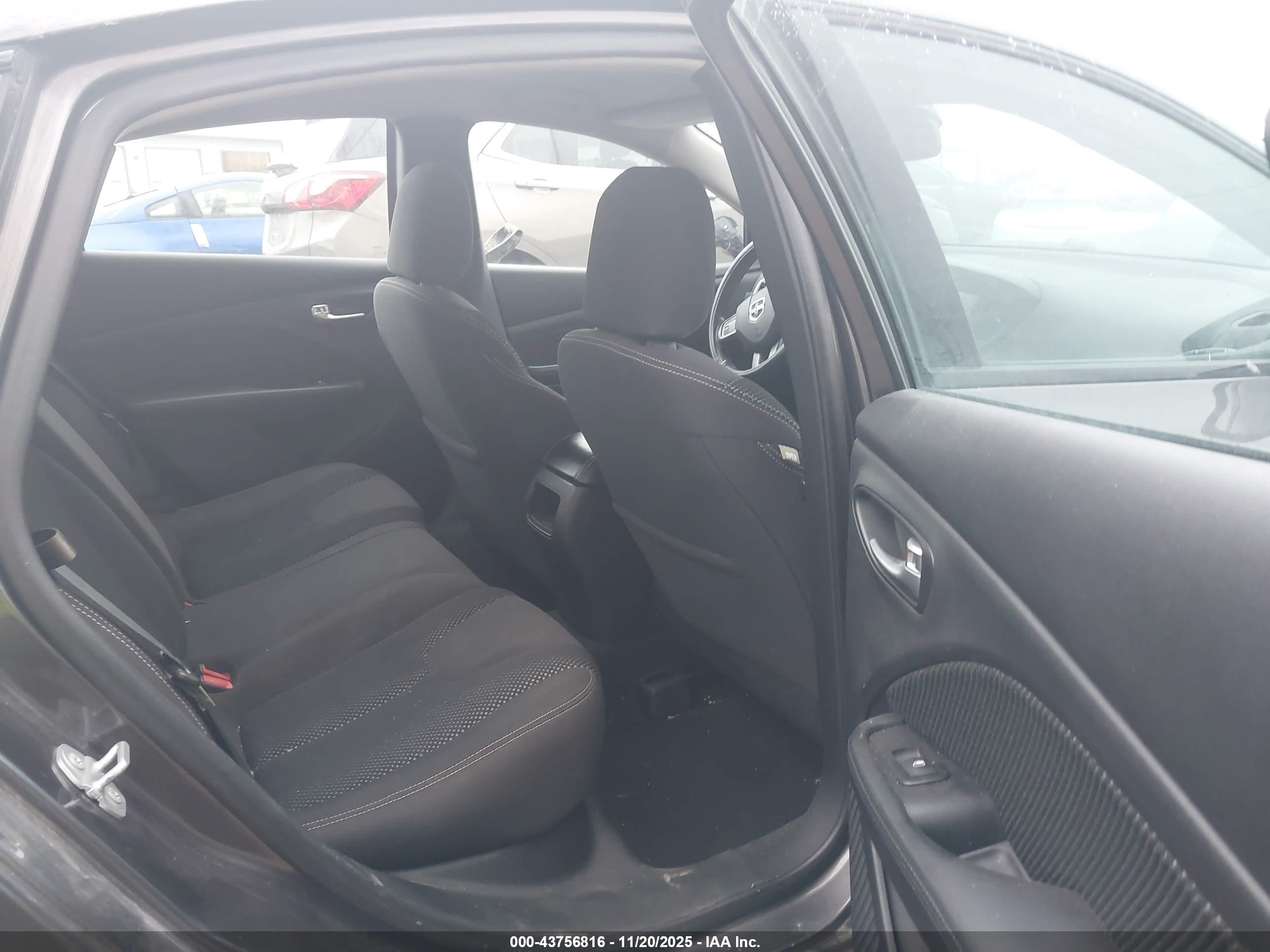 DODGE DART image 8