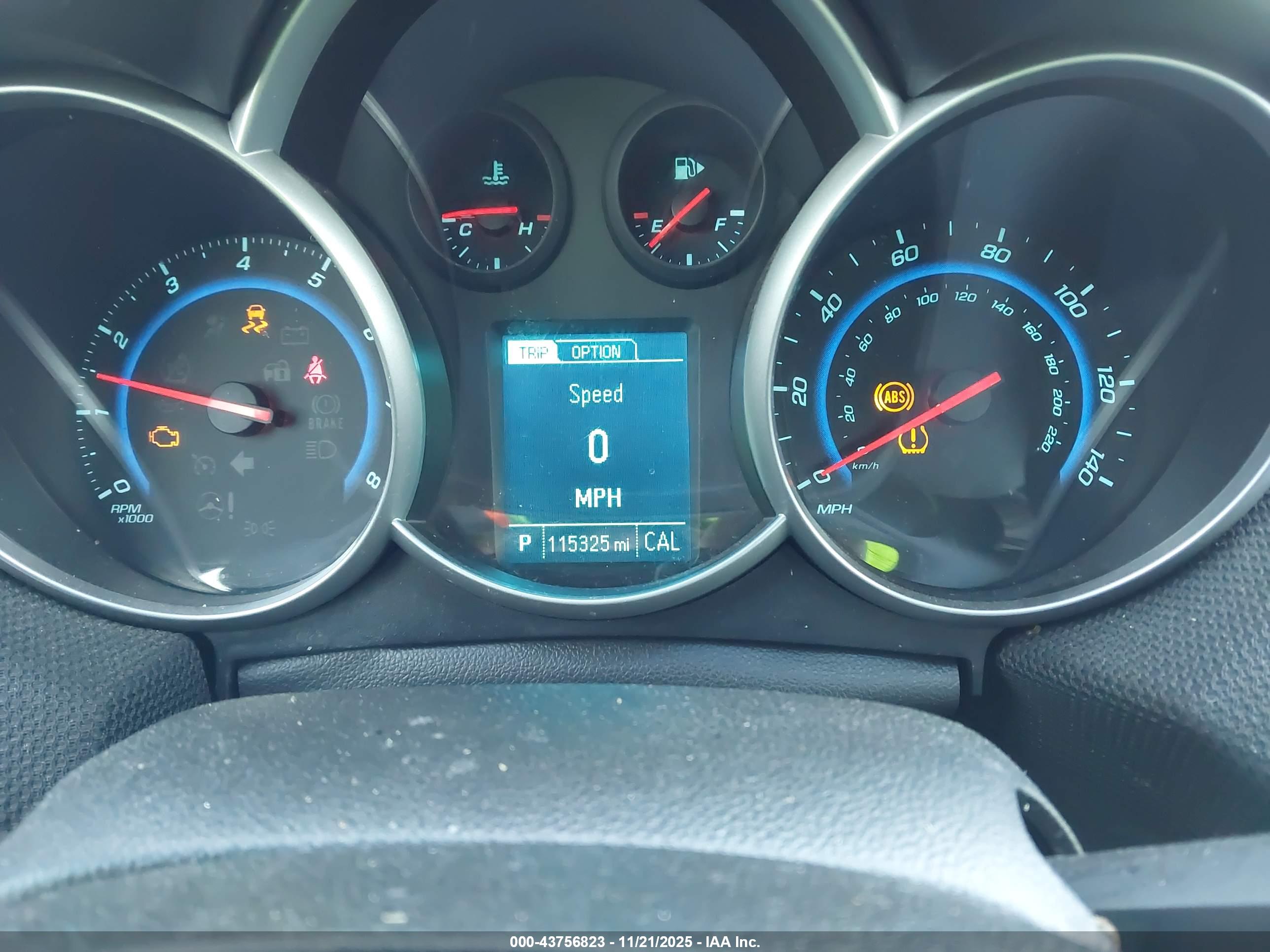 CHEVROLET CRUZE image 7