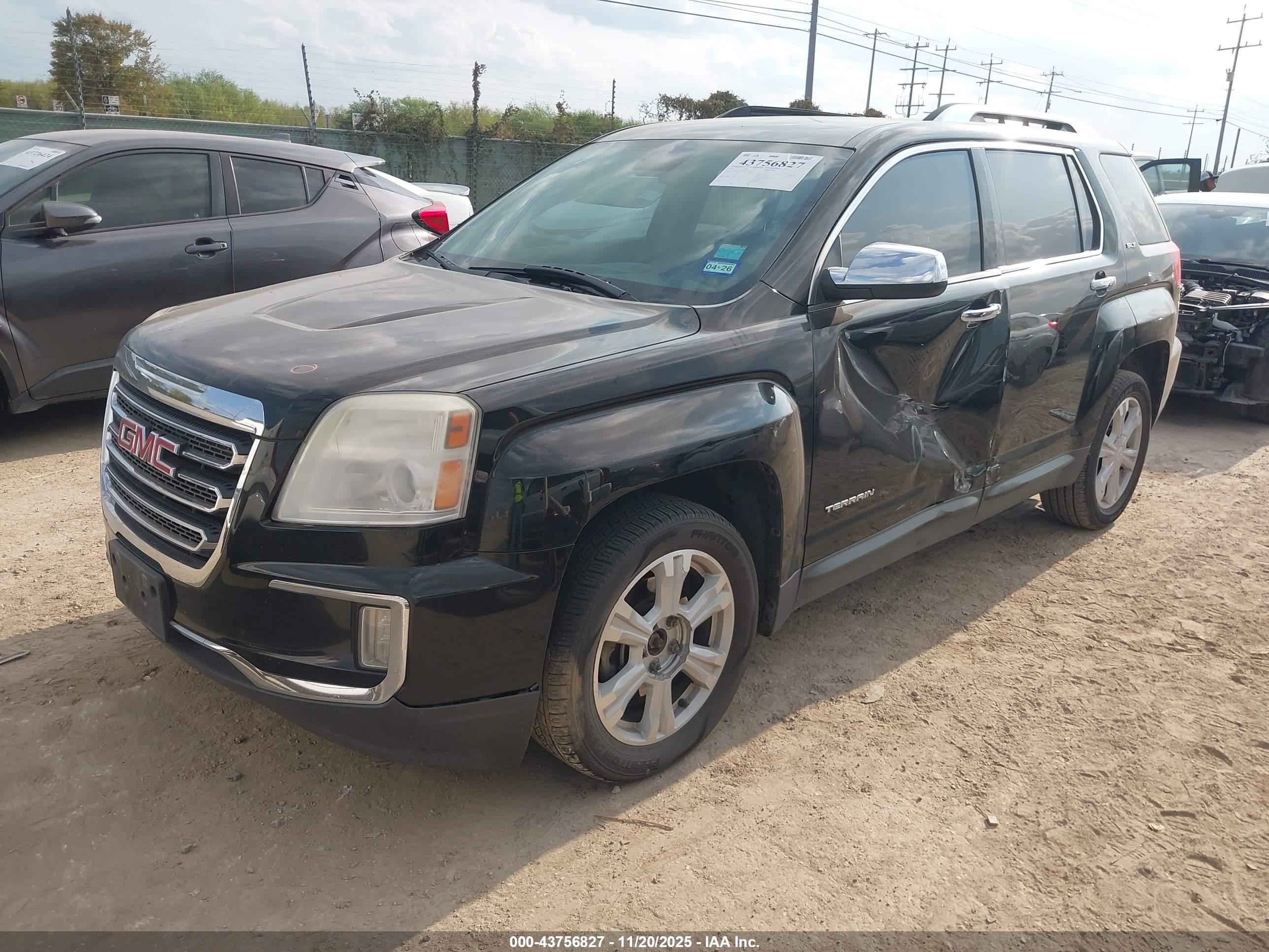 GMC TERRAIN image 2