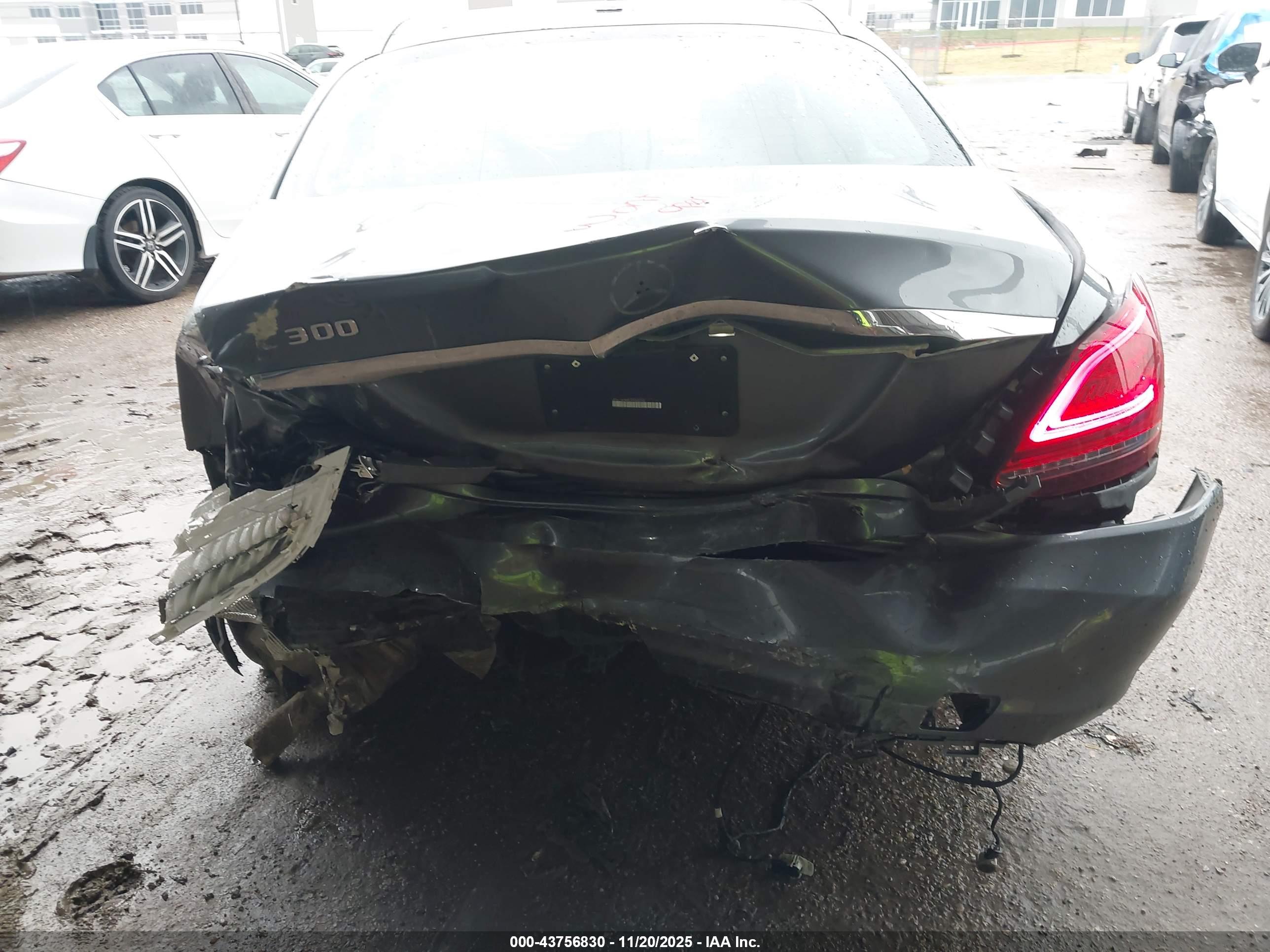 MERCEDES-BENZ C image 6