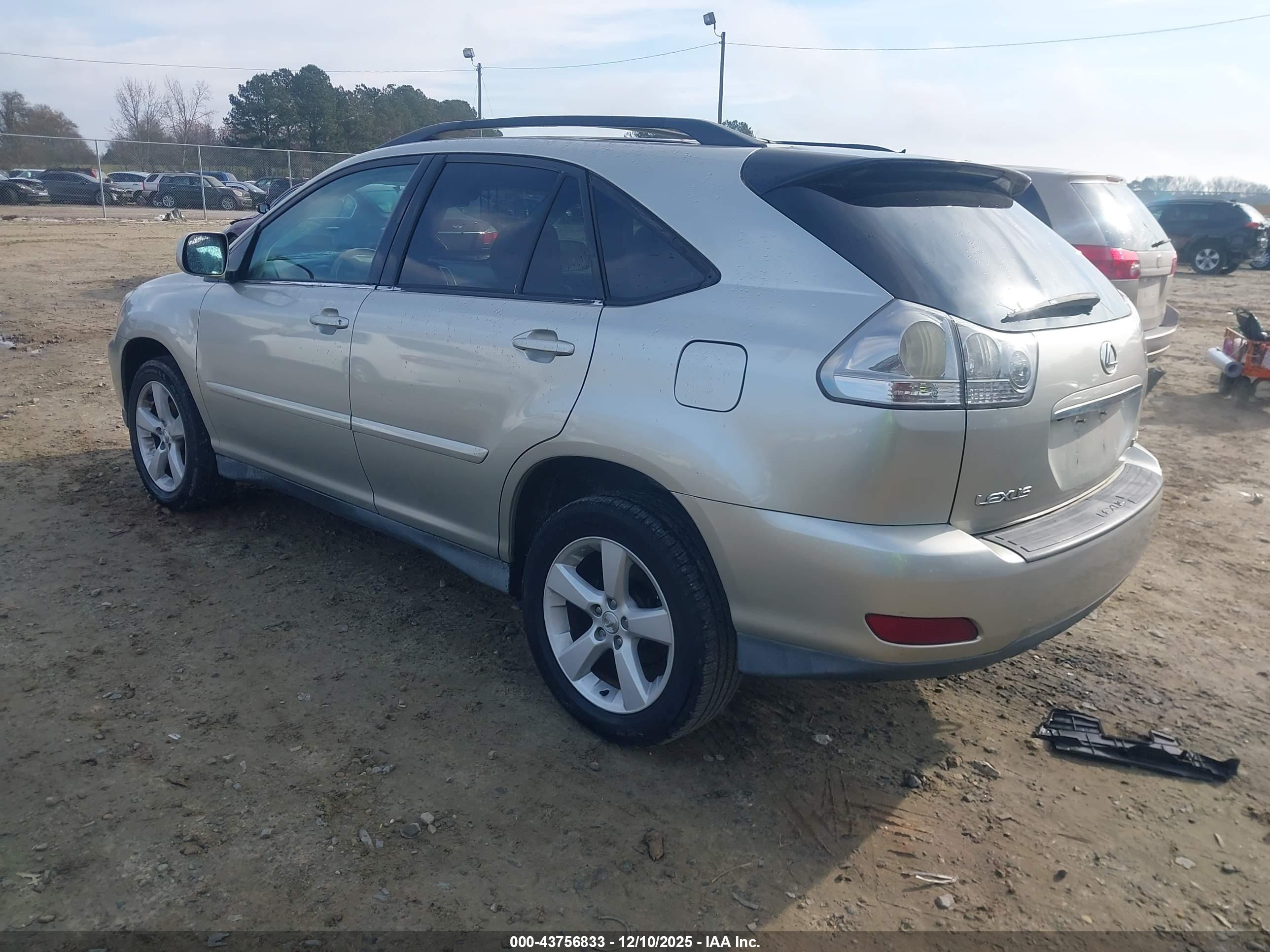 LEXUS RX image 3