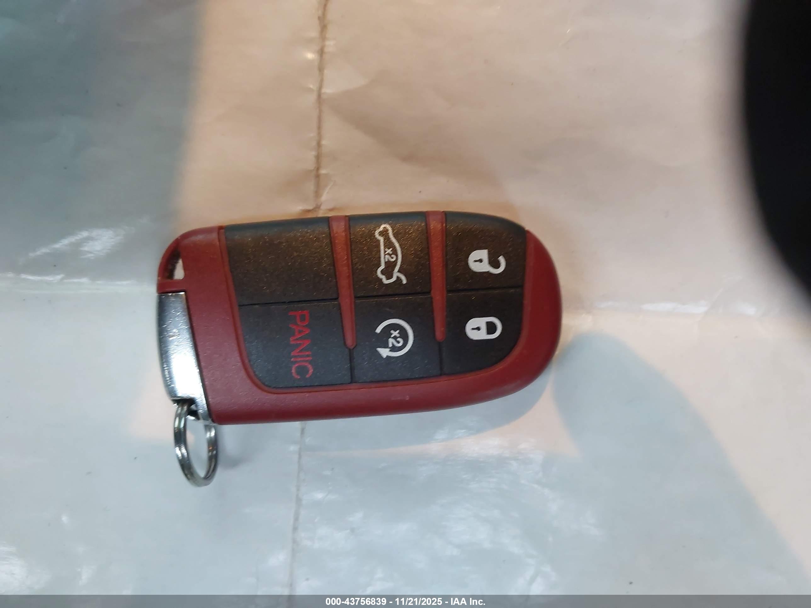 JEEP GRAND image 11