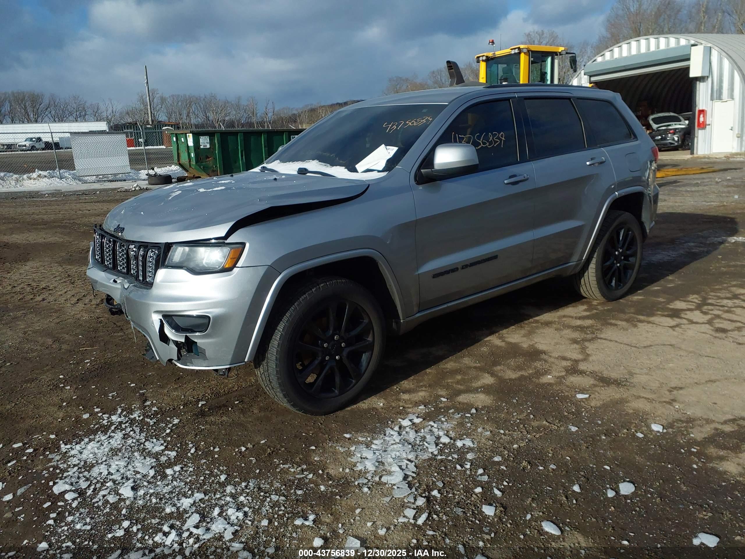 JEEP GRAND image 2