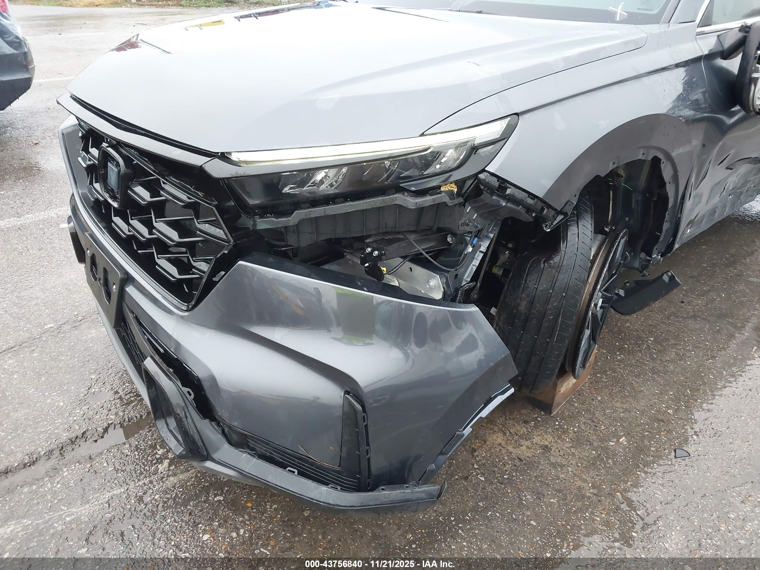 HONDA CR-V image 6