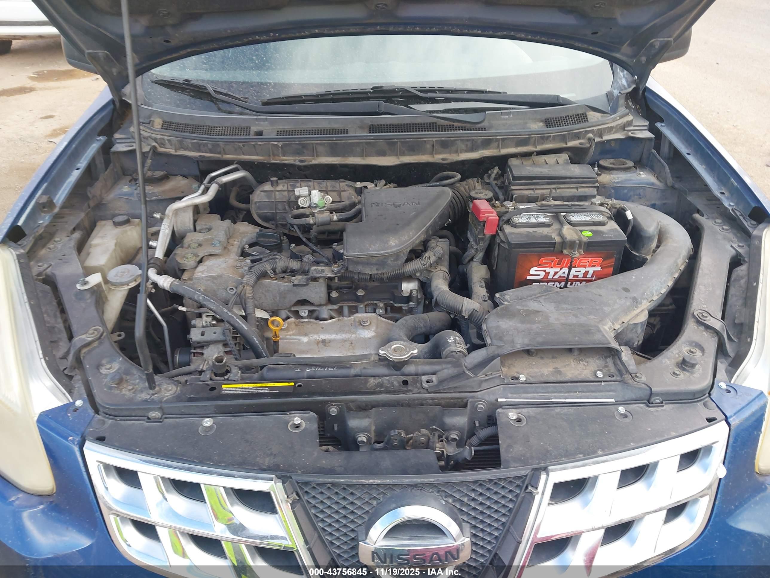 NISSAN ROGUE image 10