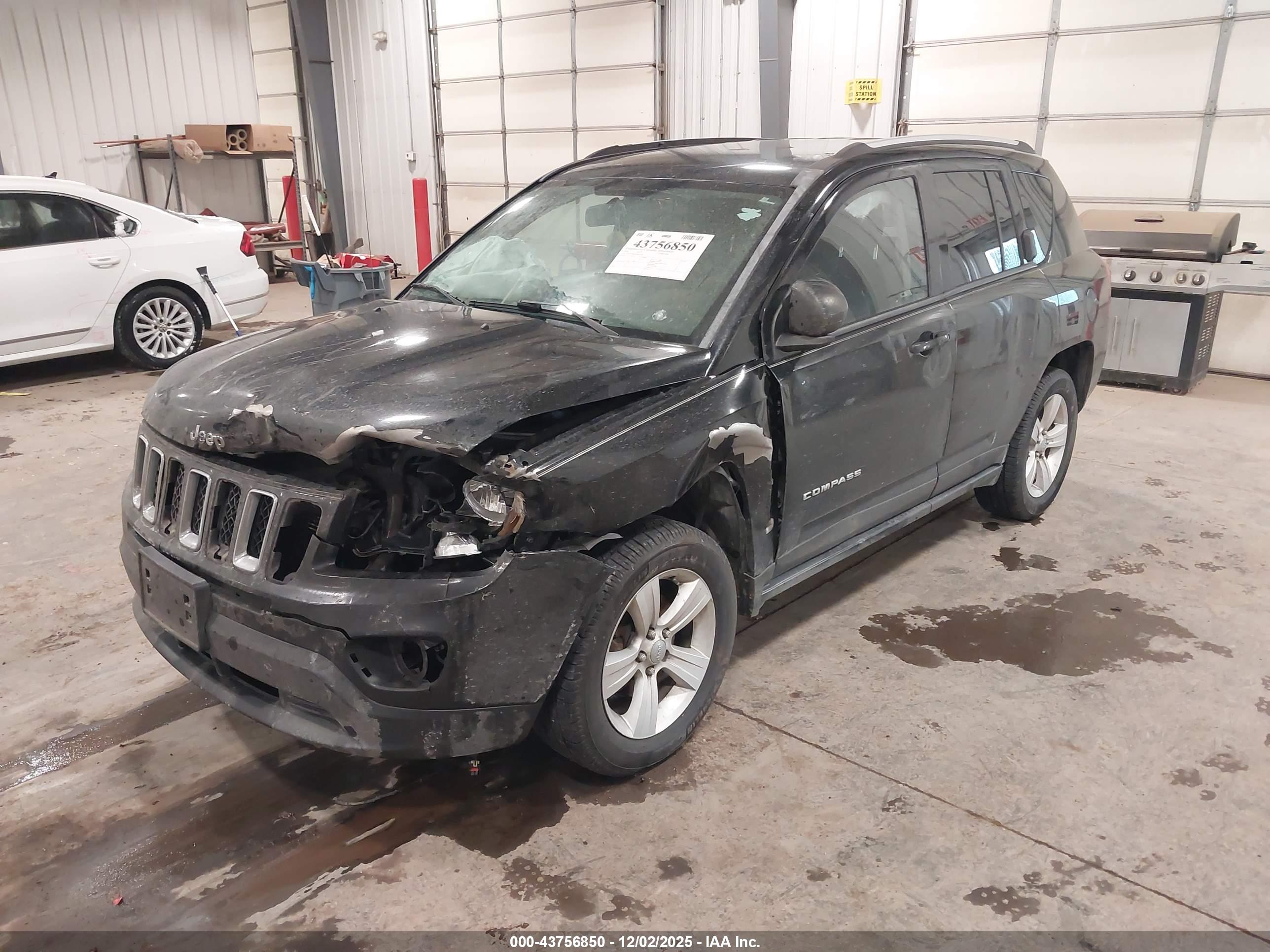 JEEP COMPASS image 2