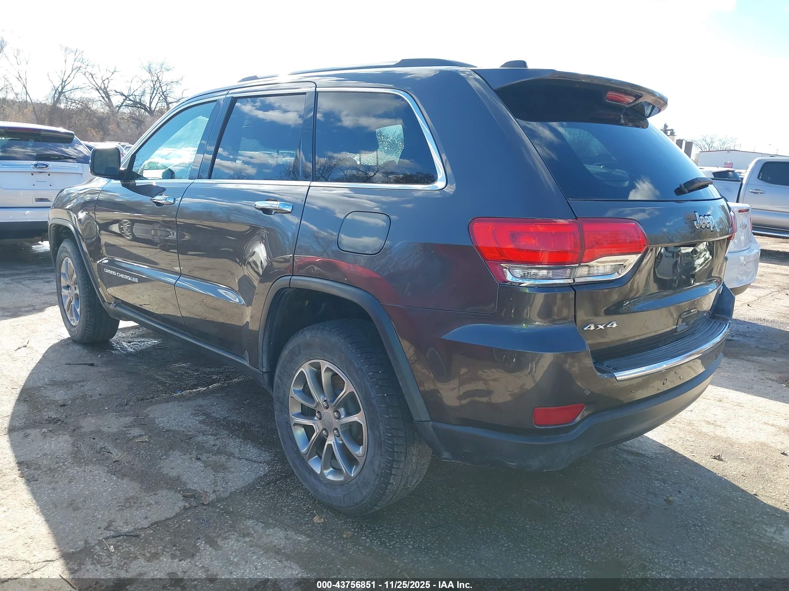 JEEP GRAND image 3