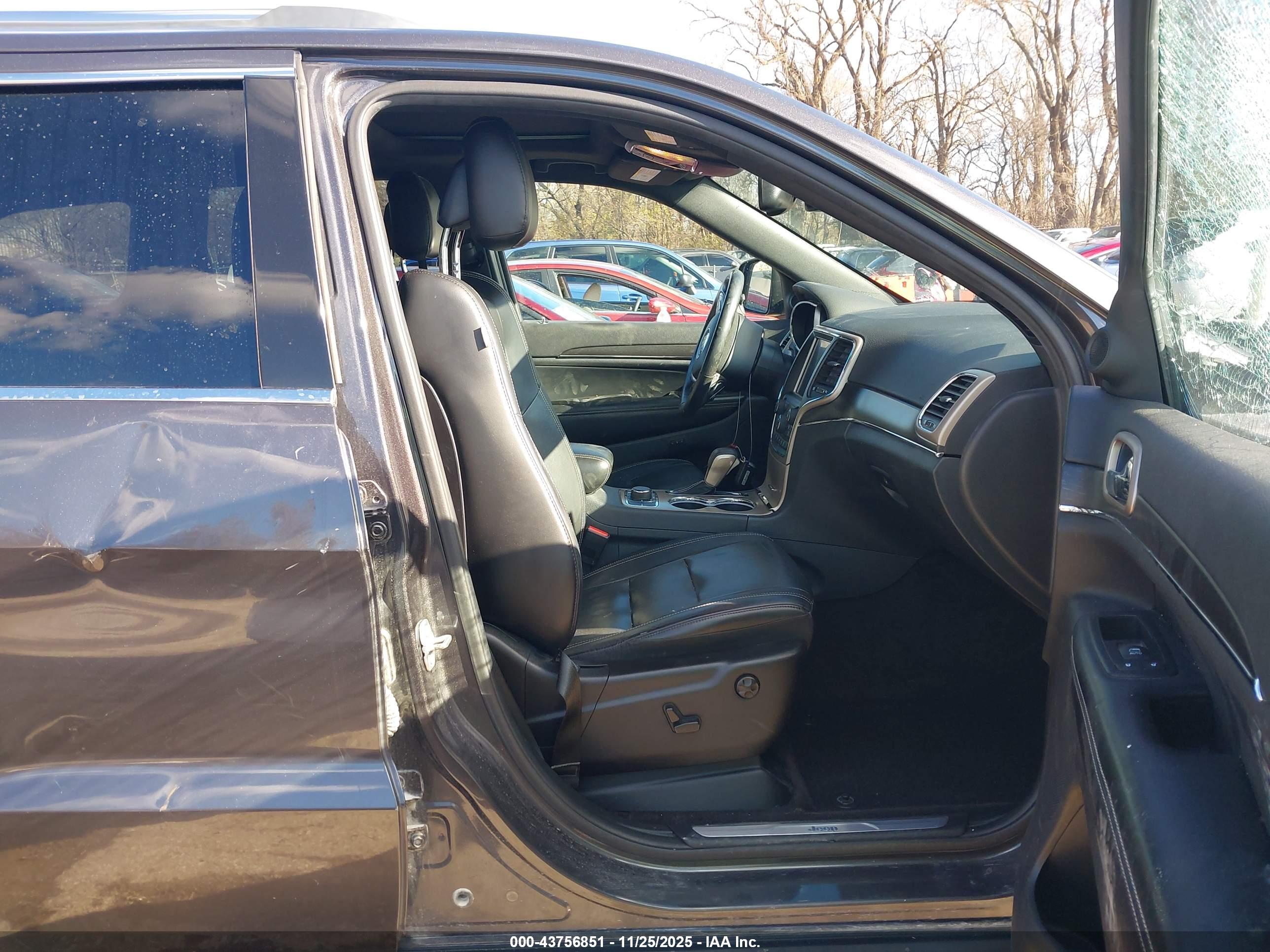 JEEP GRAND image 5