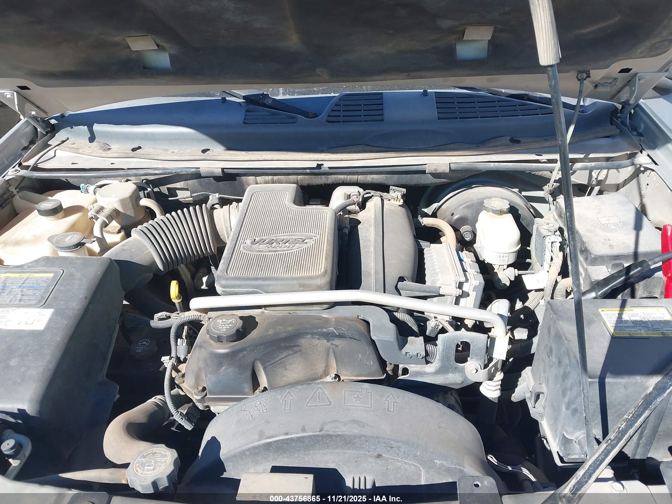 GMC ENVOY image 10