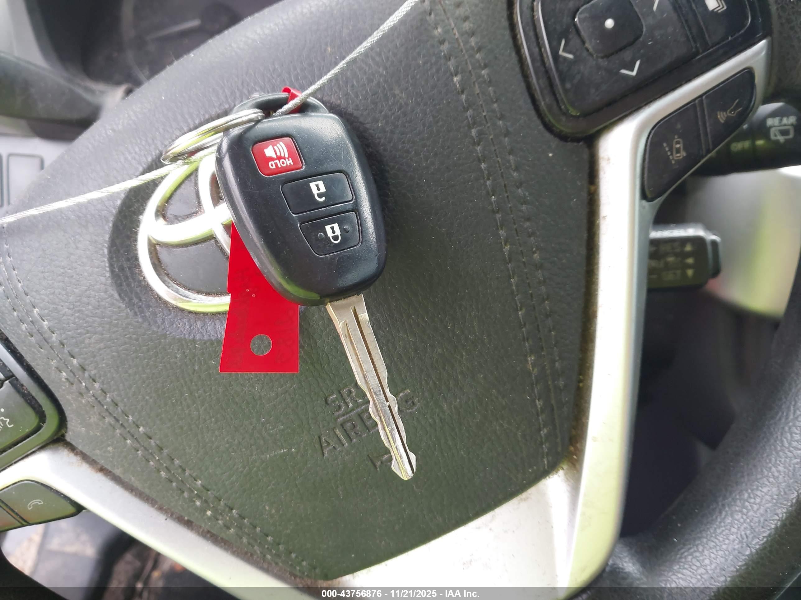 TOYOTA HIGHLANDER image 11