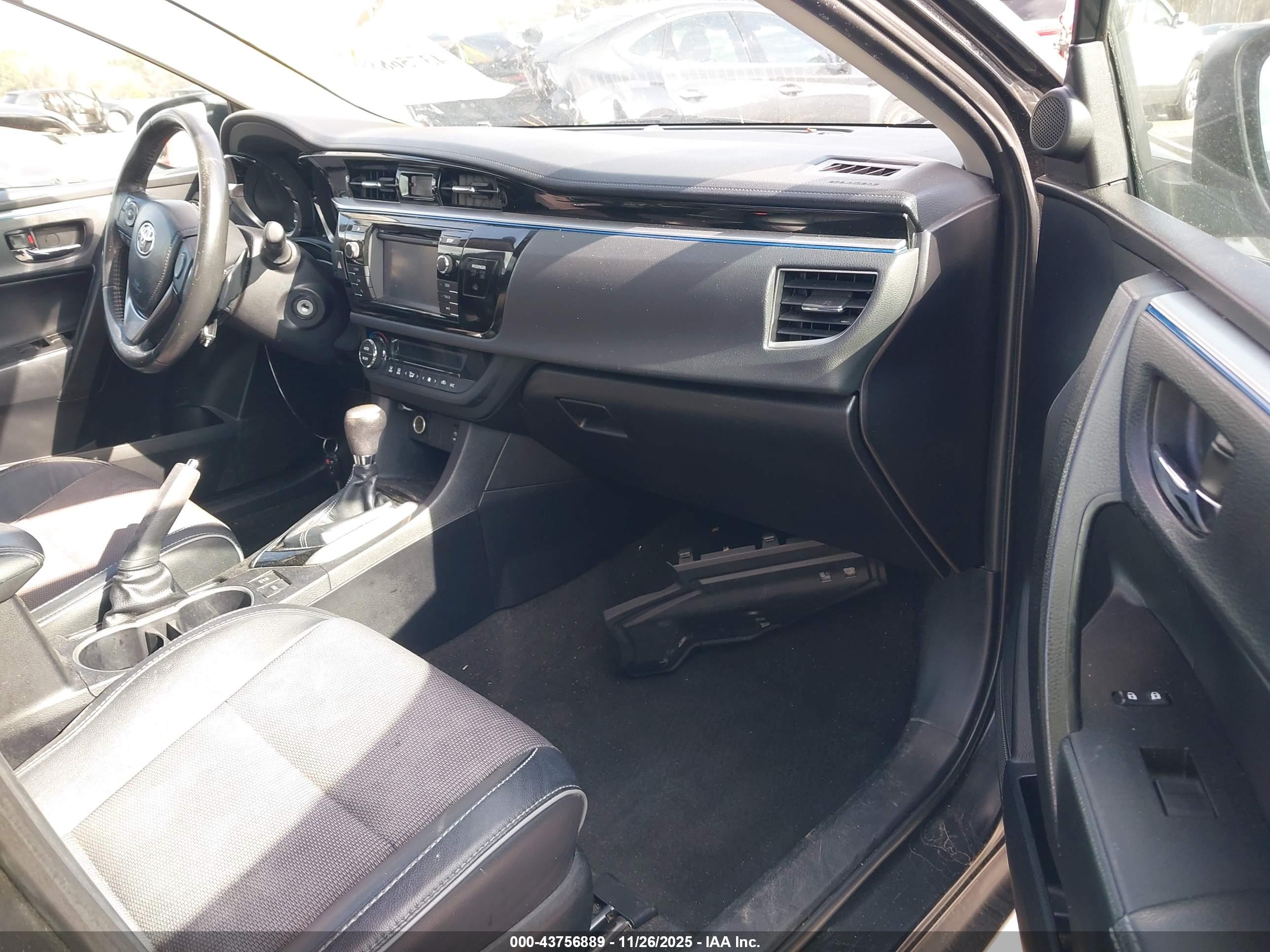 TOYOTA COROLLA image 5