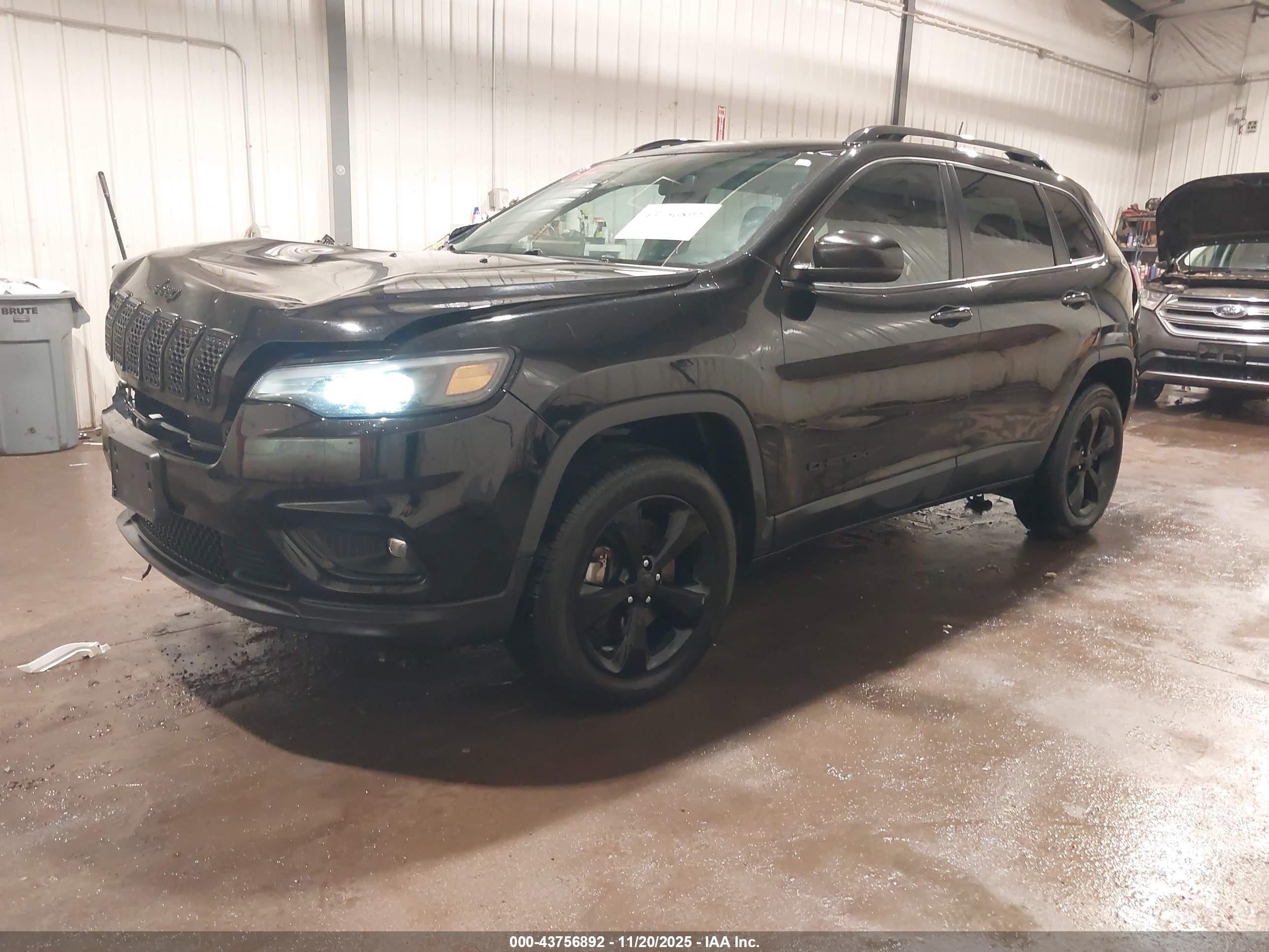 JEEP CHEROKEE image 2