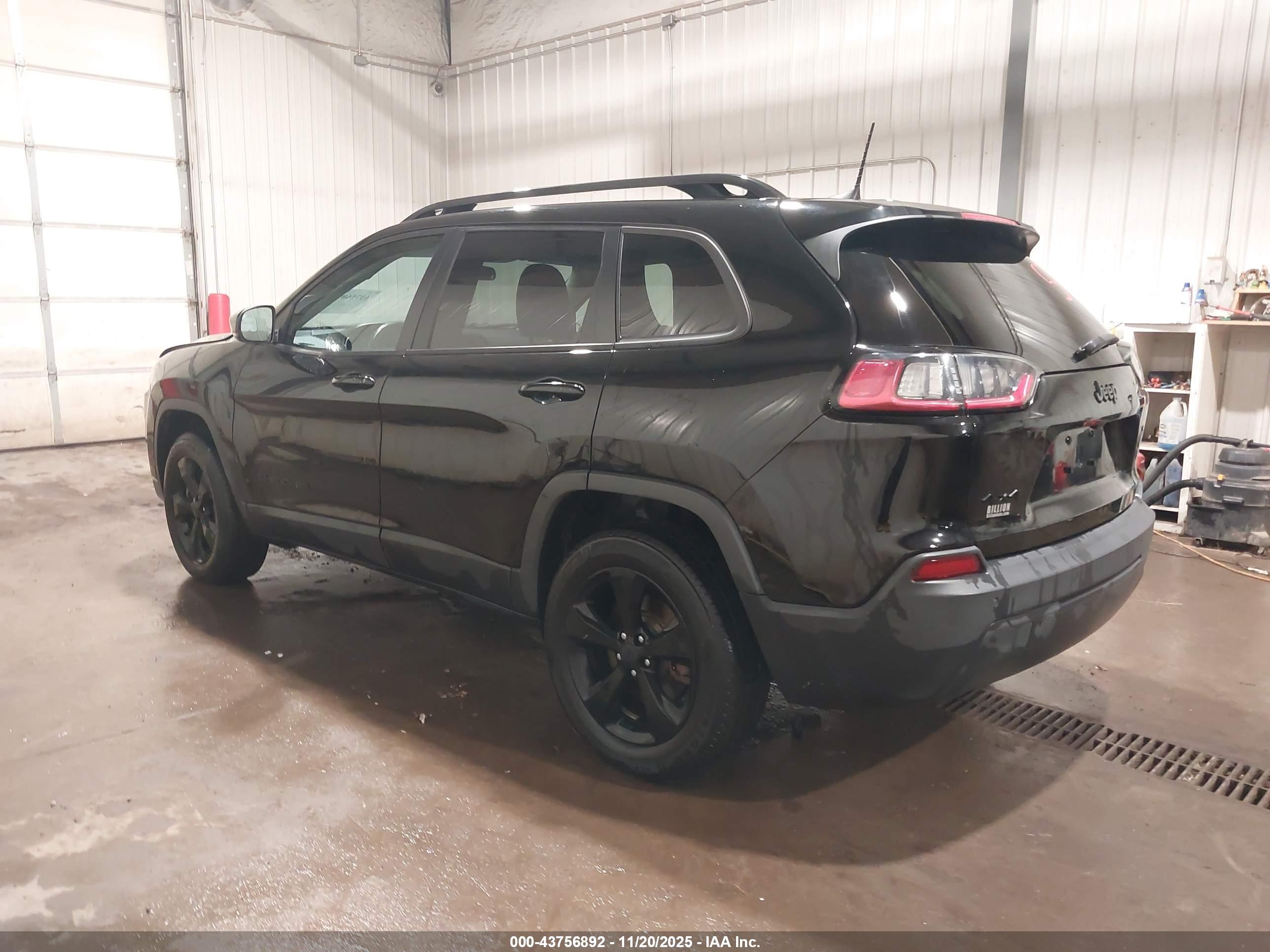 JEEP CHEROKEE image 3