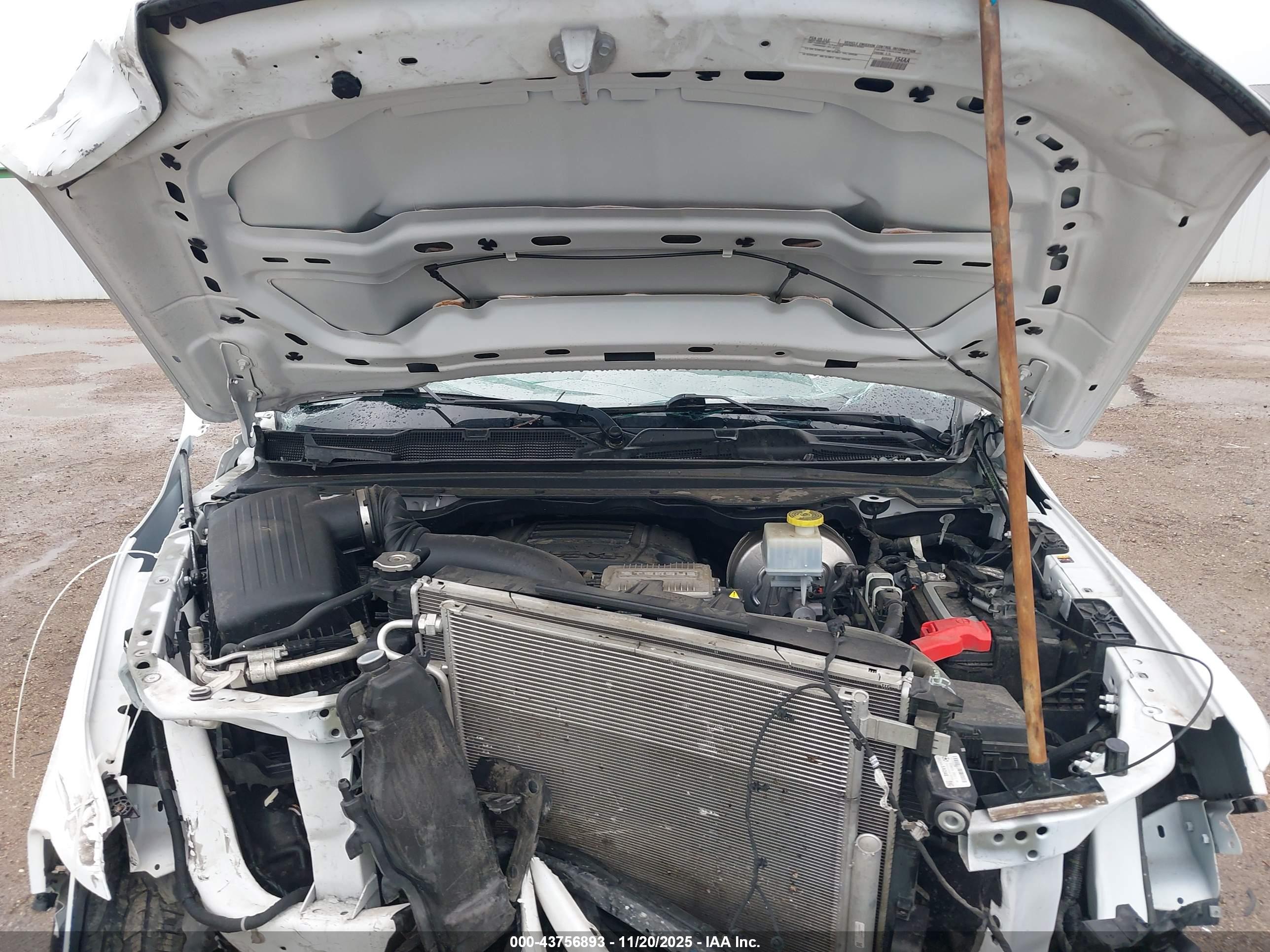 RAM 1500 image 10