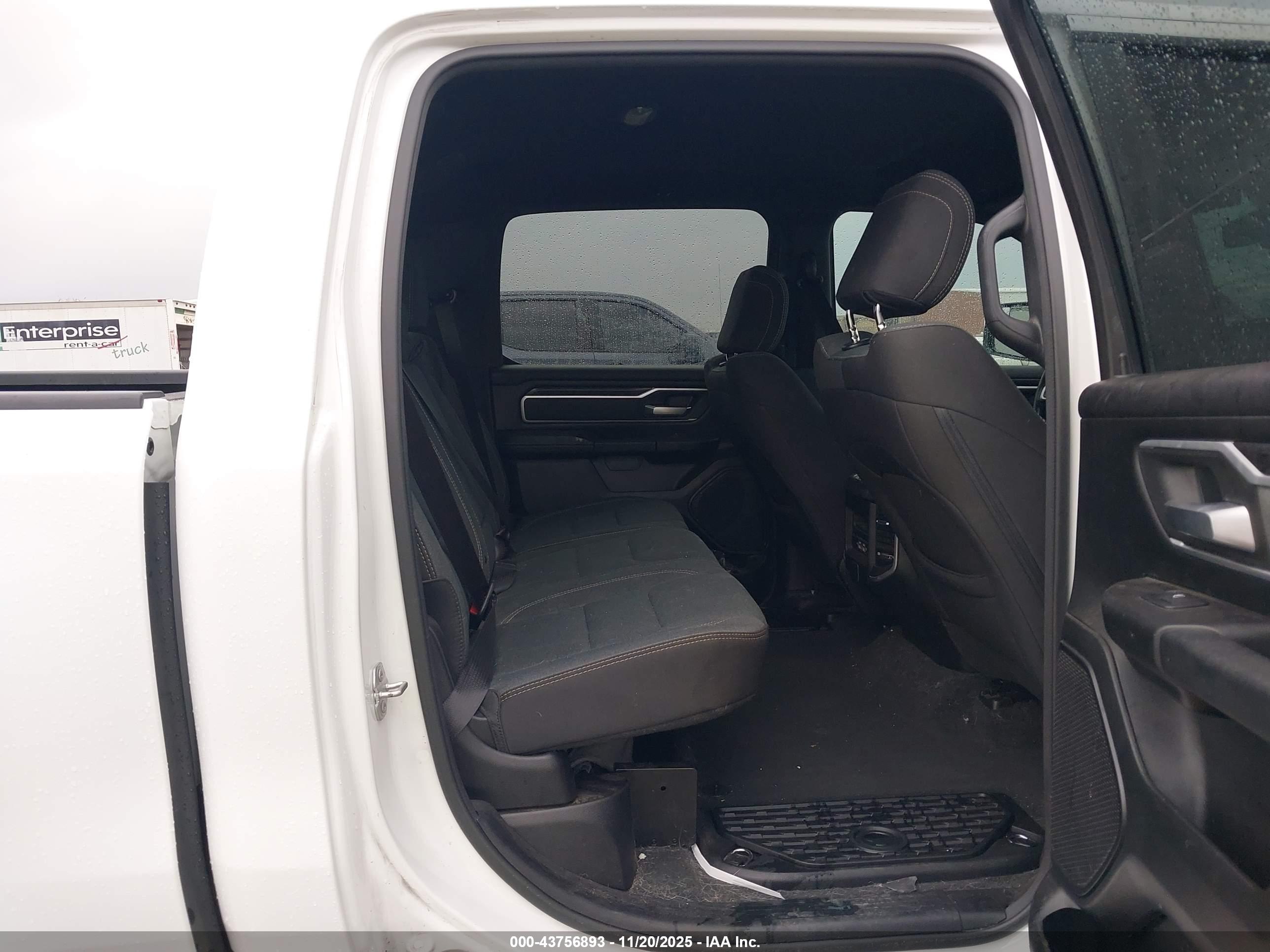 RAM 1500 image 8