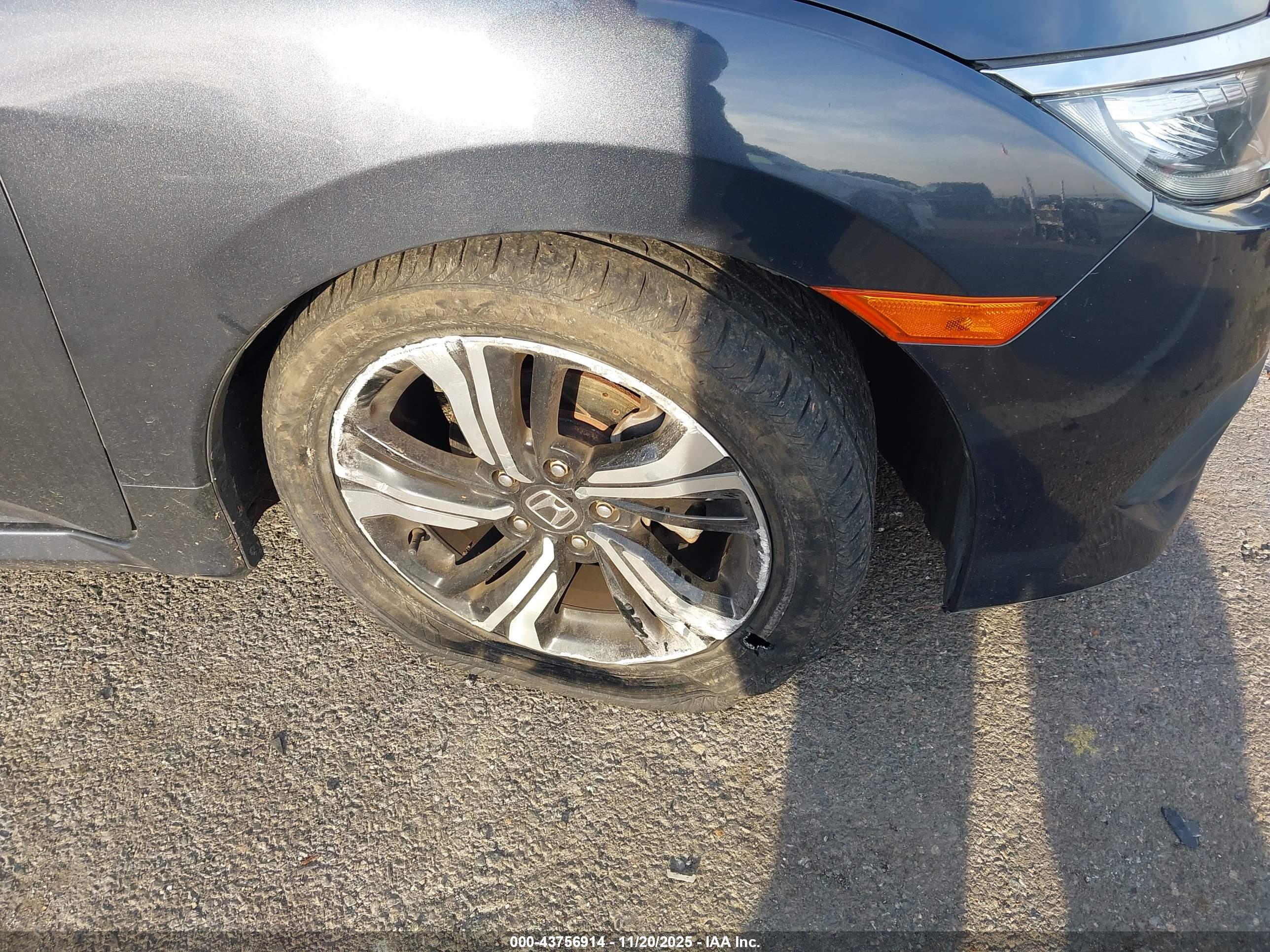 HONDA CIVIC image 6