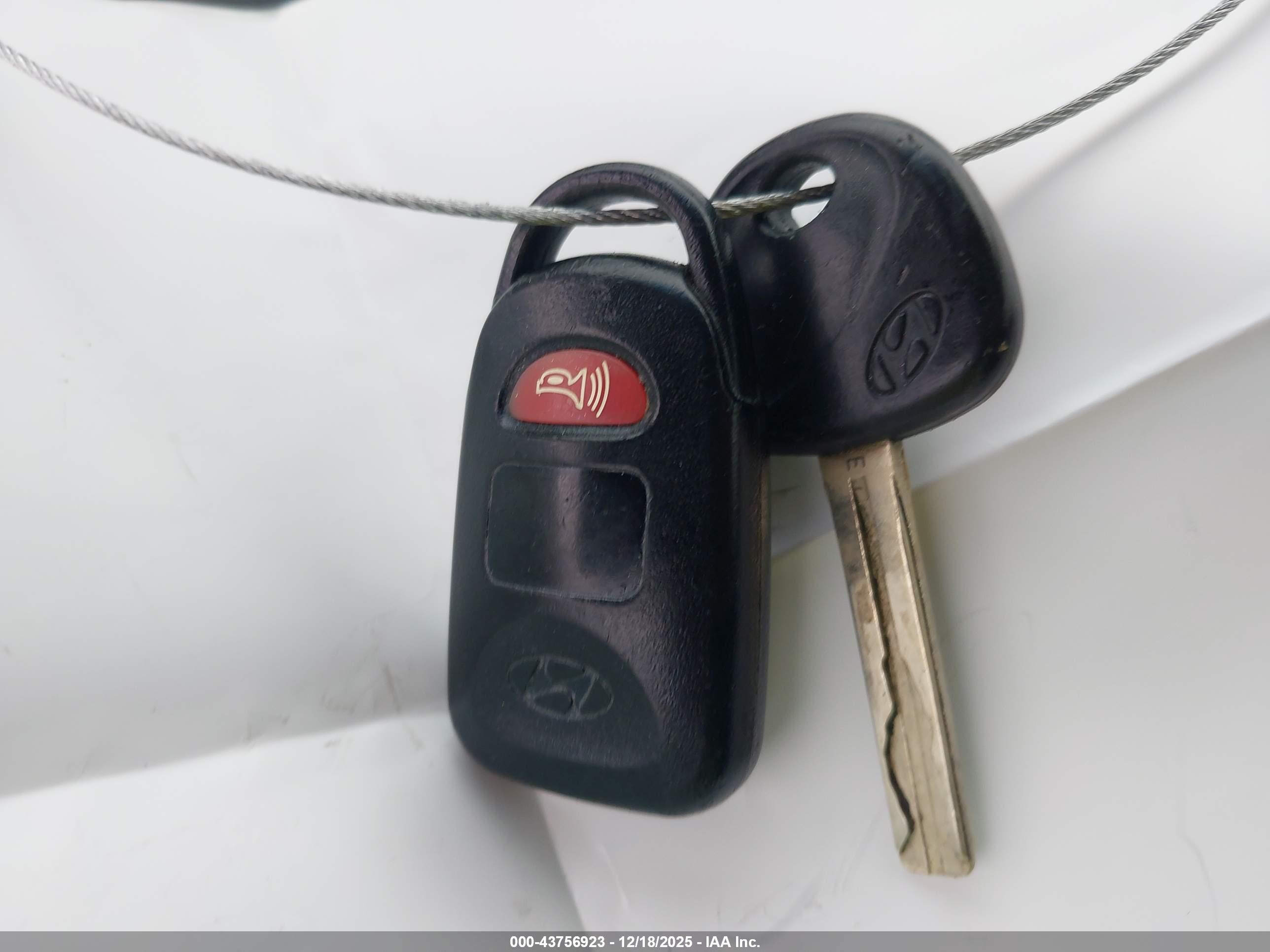 HYUNDAI SONATA image 11
