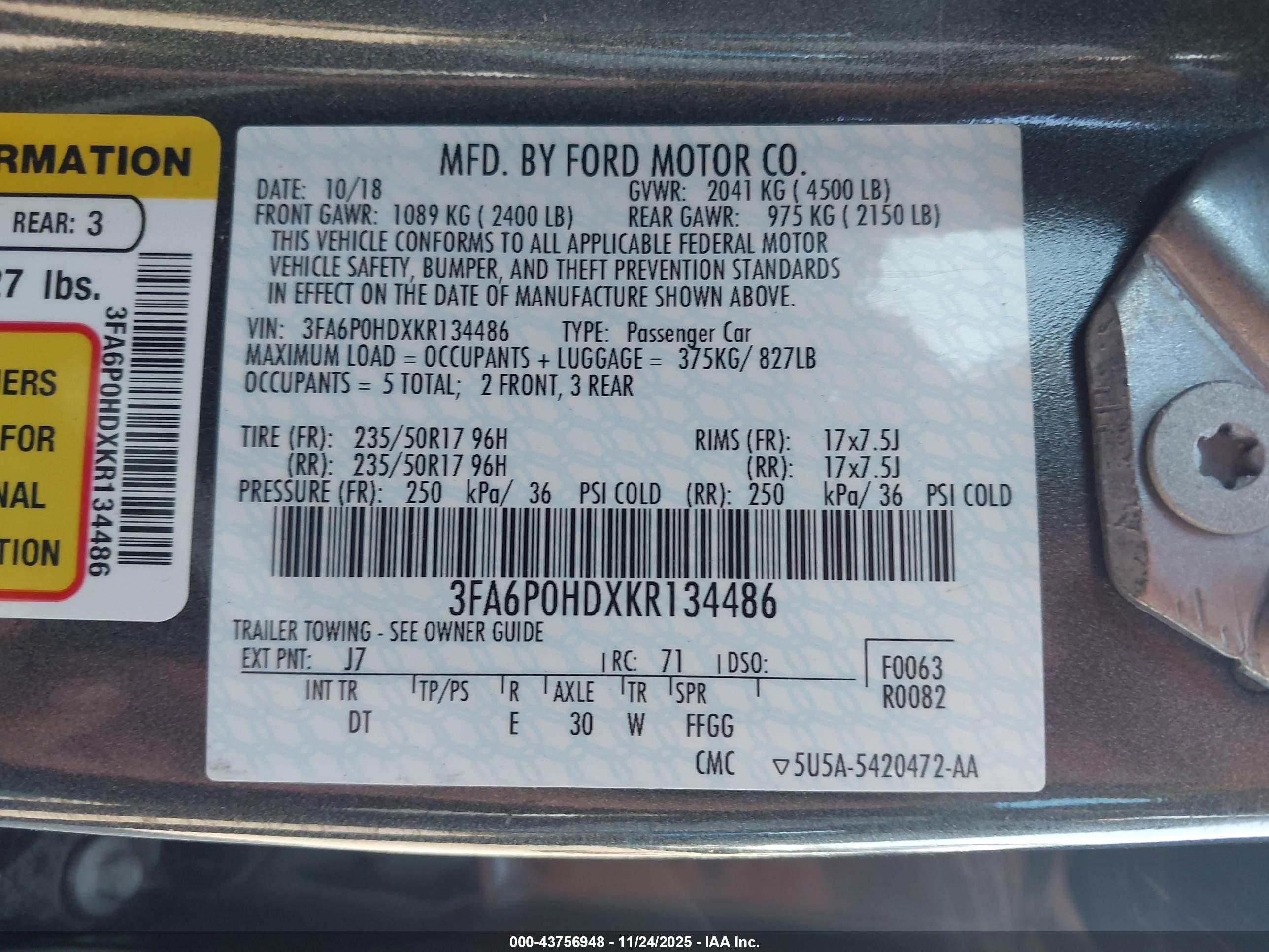 FORD FUSION image 9