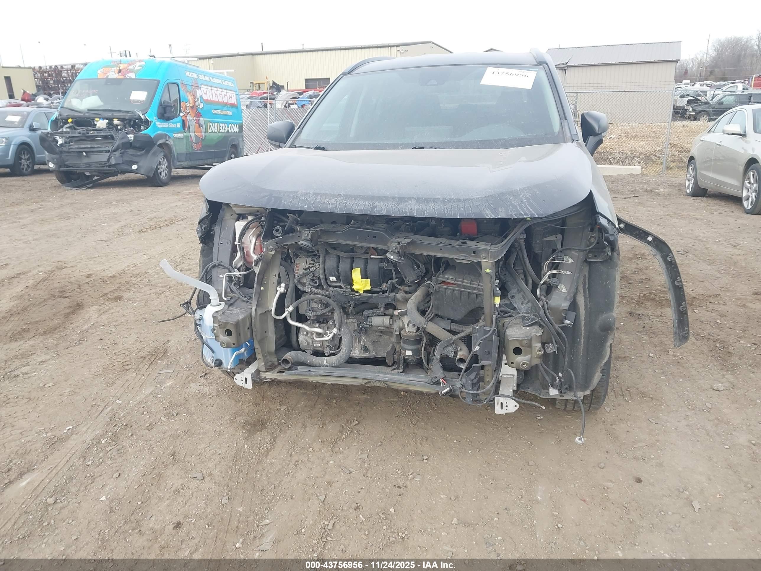 TOYOTA RAV4 image 6