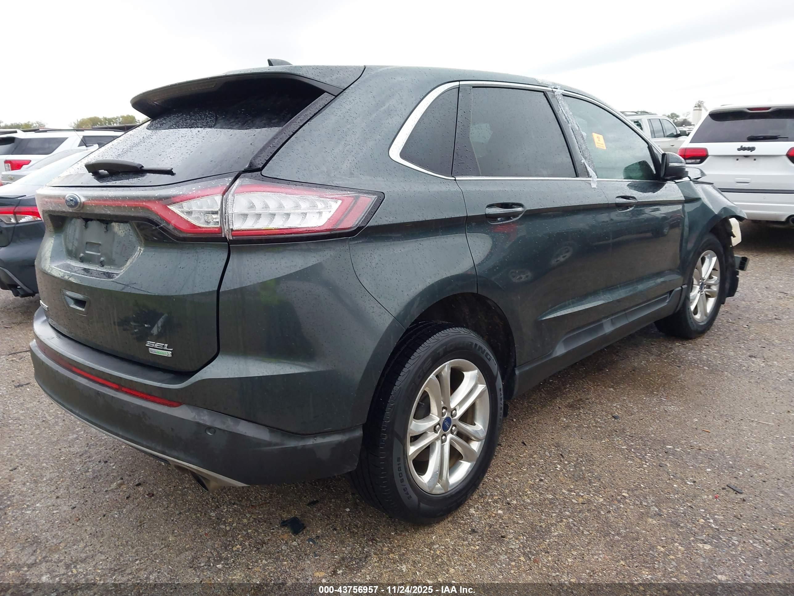 FORD EDGE image 4
