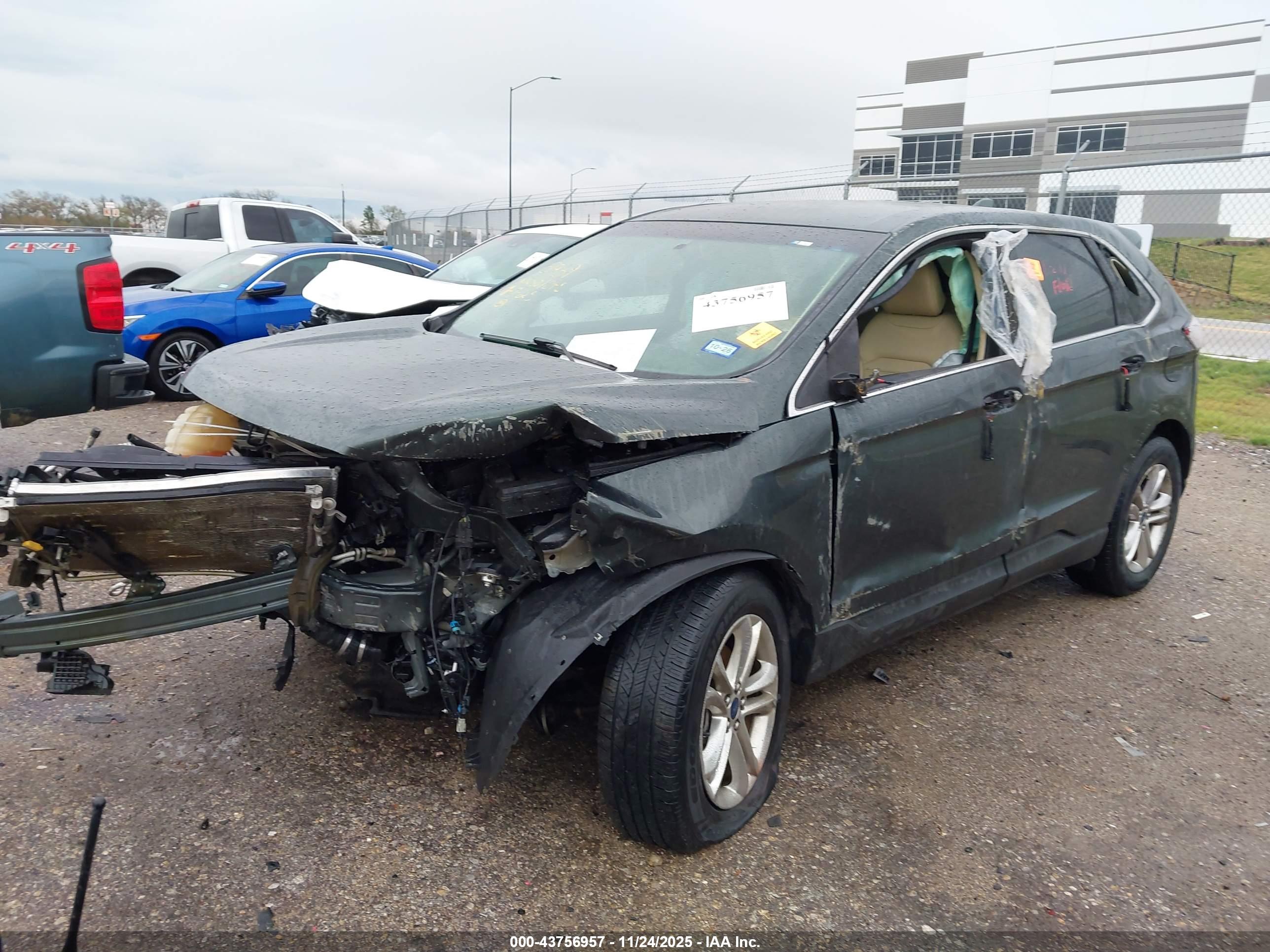 FORD EDGE image 6