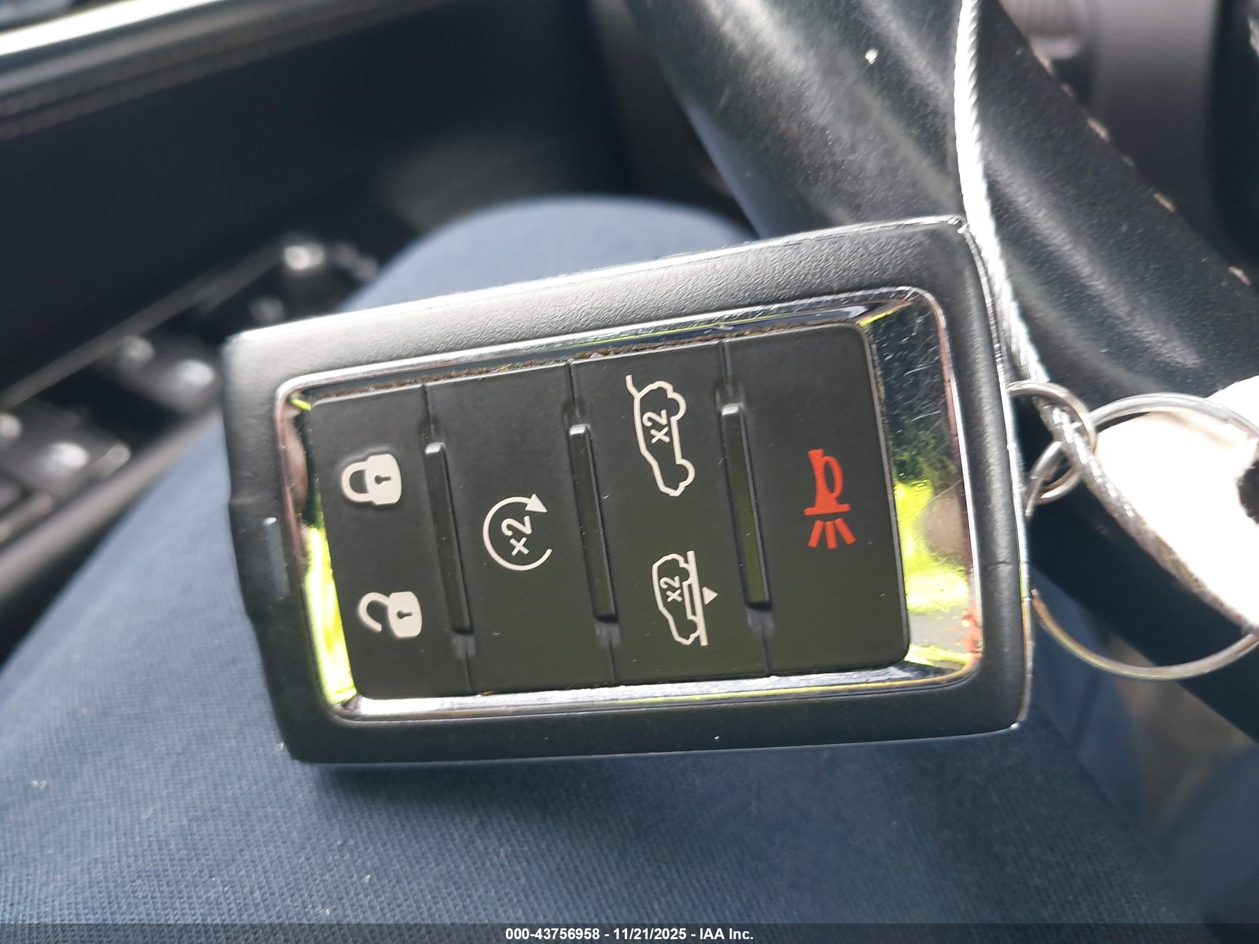 JEEP GRAND image 11
