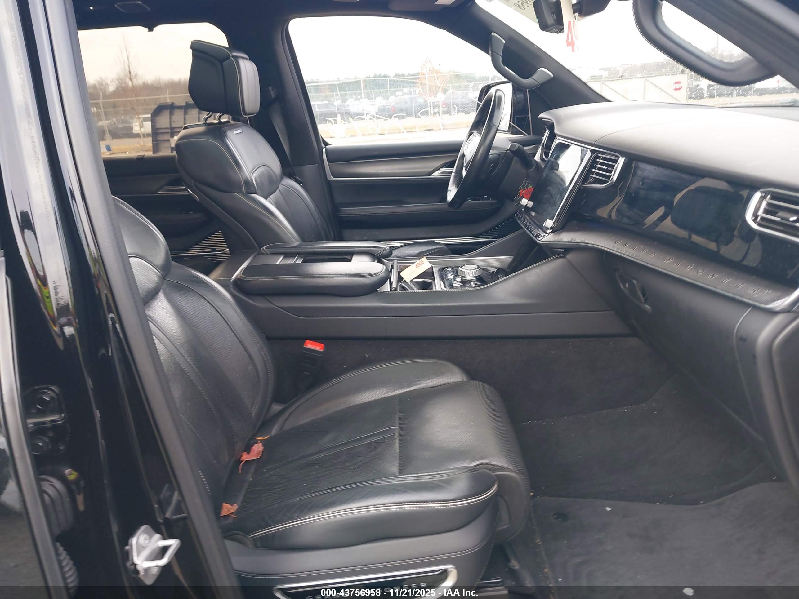 JEEP GRAND image 5
