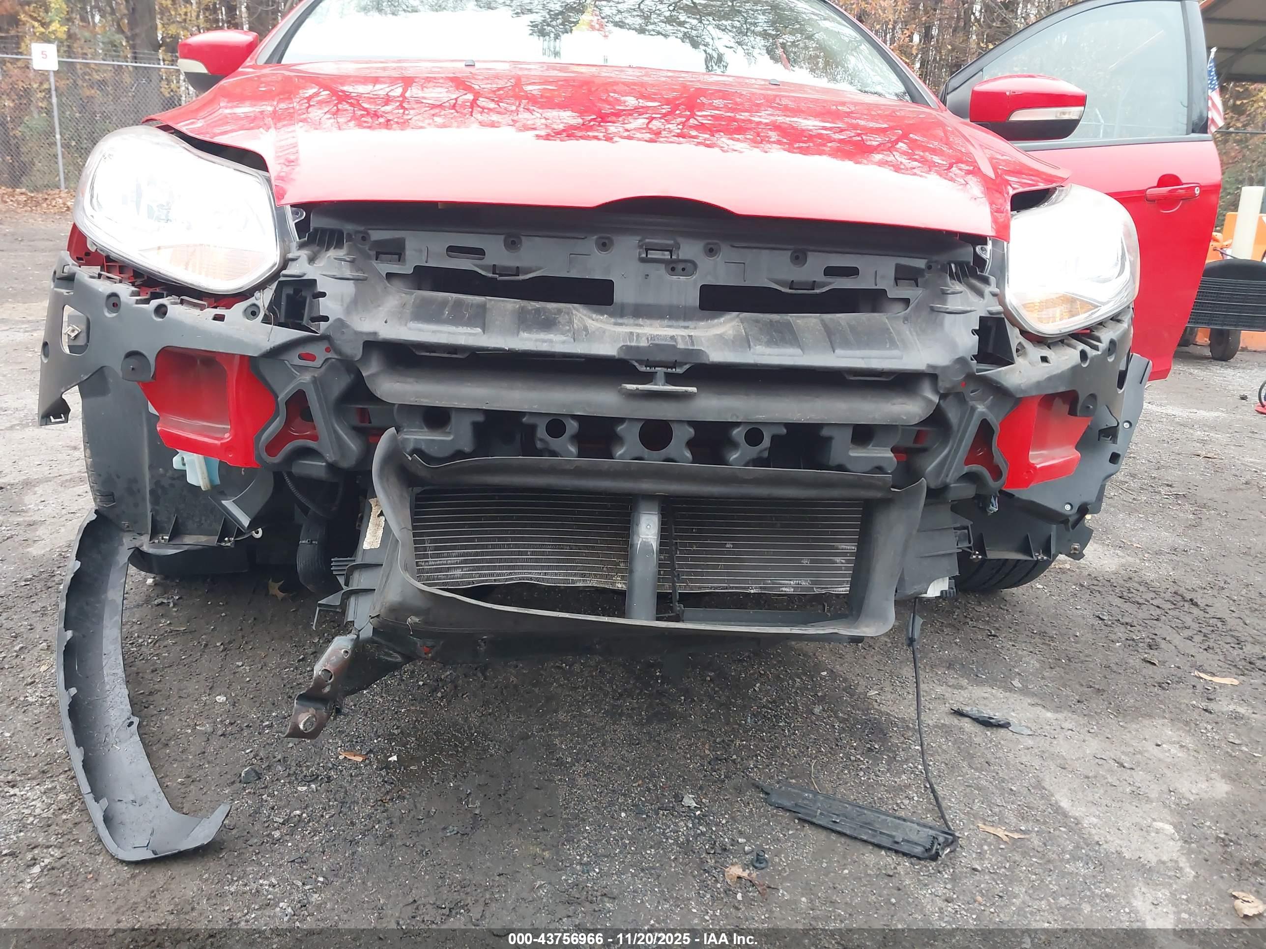 FORD FOCUS image 6
