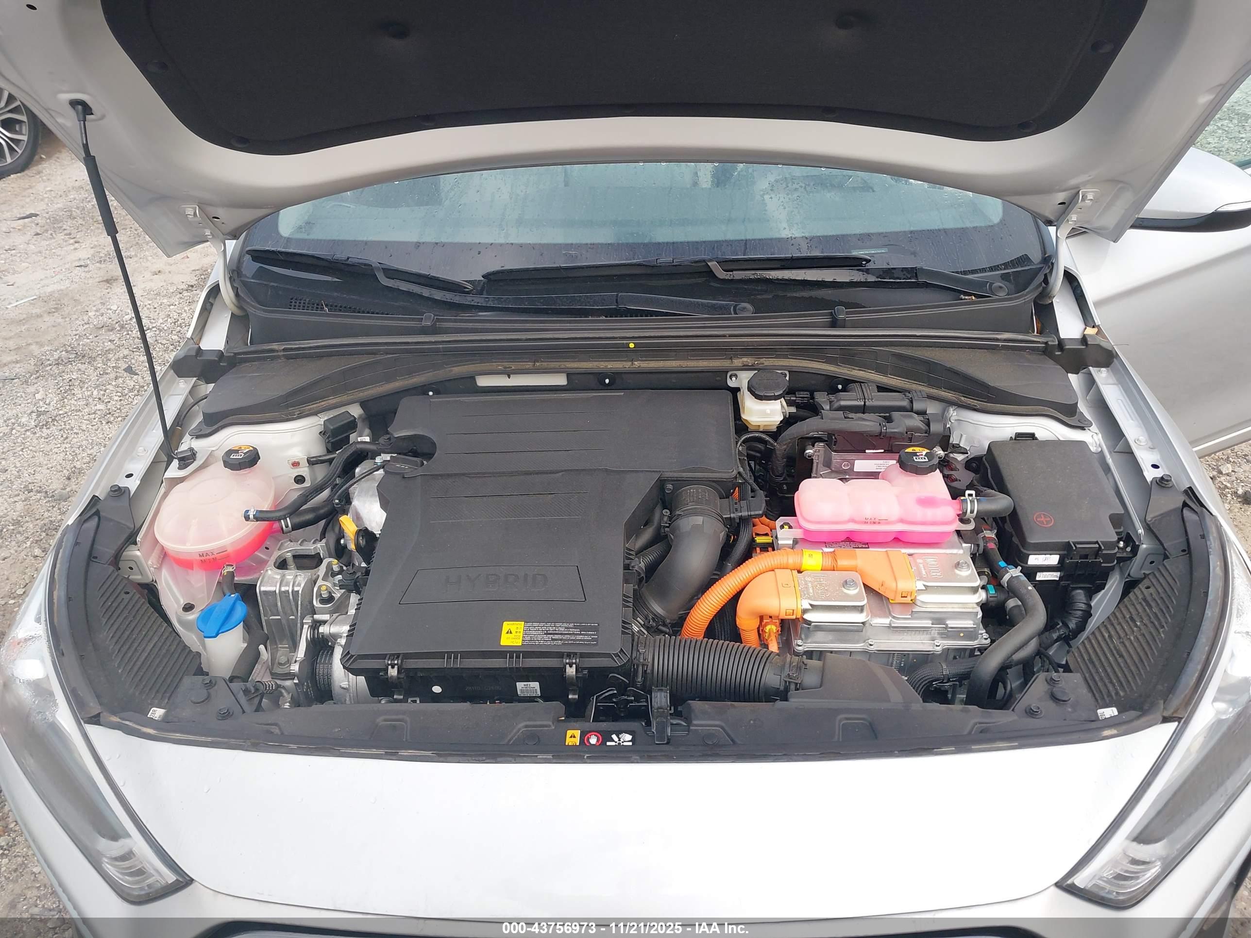 HYUNDAI IONIQ image 10