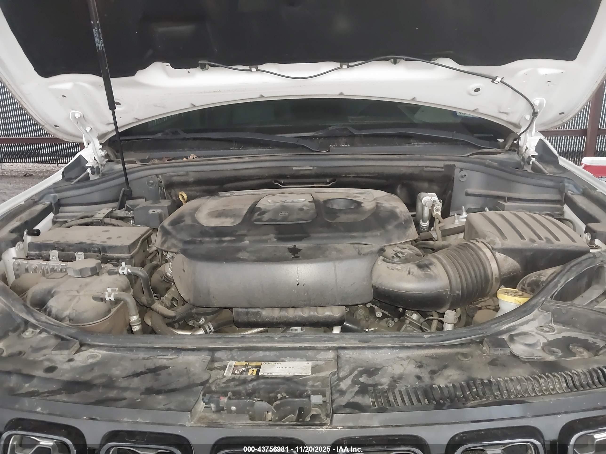 JEEP GRAND image 10
