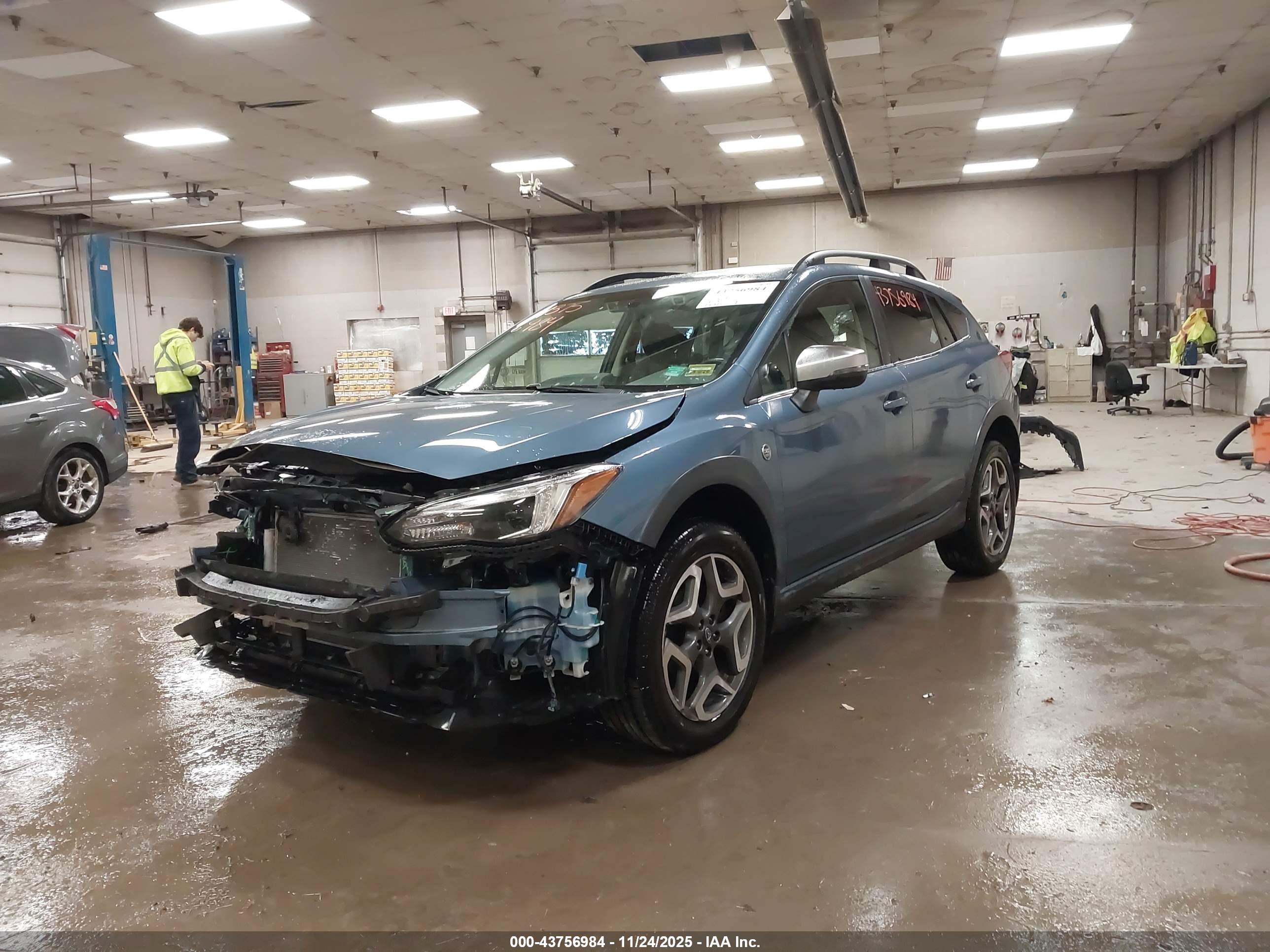 SUBARU CROSSTREK image 2