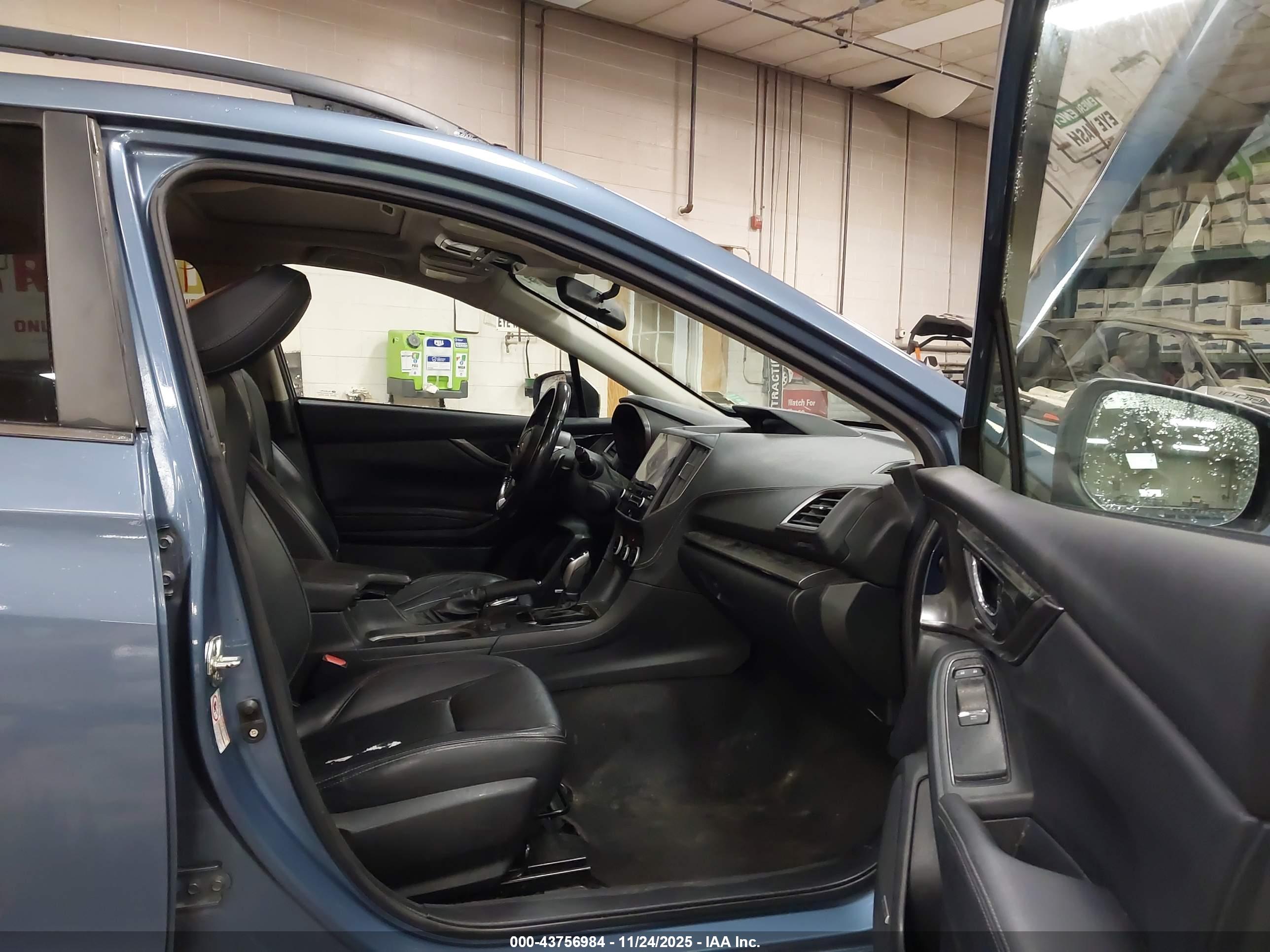 SUBARU CROSSTREK image 5