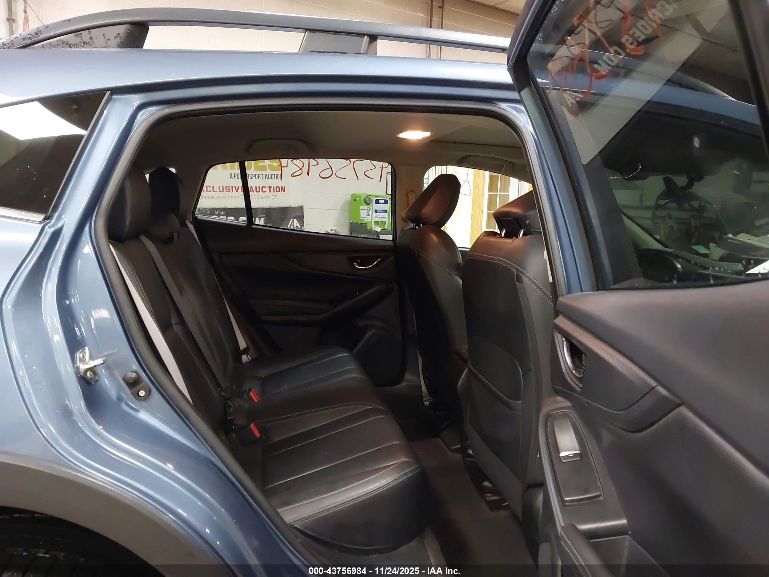 SUBARU CROSSTREK image 8