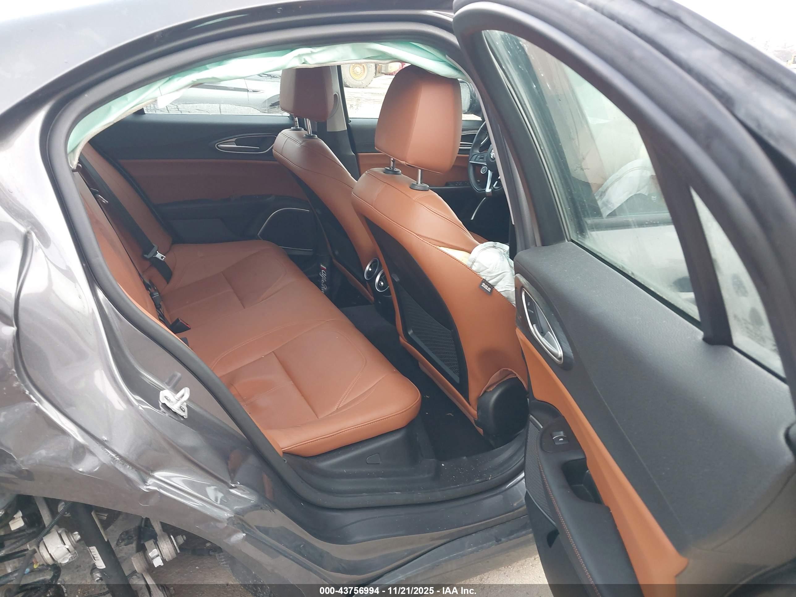 ALFA ROMEO image 8