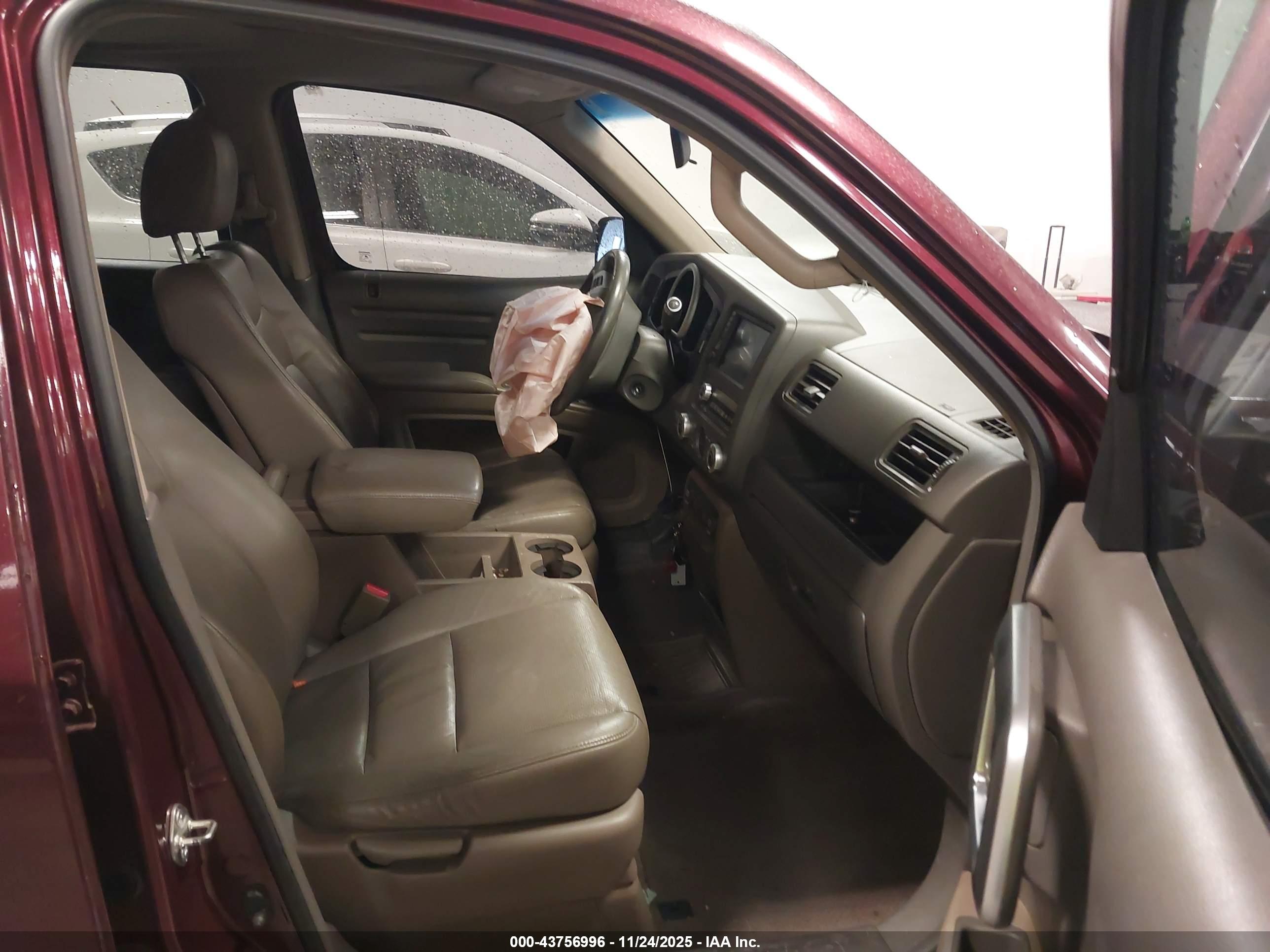 HONDA RIDGELINE image 5