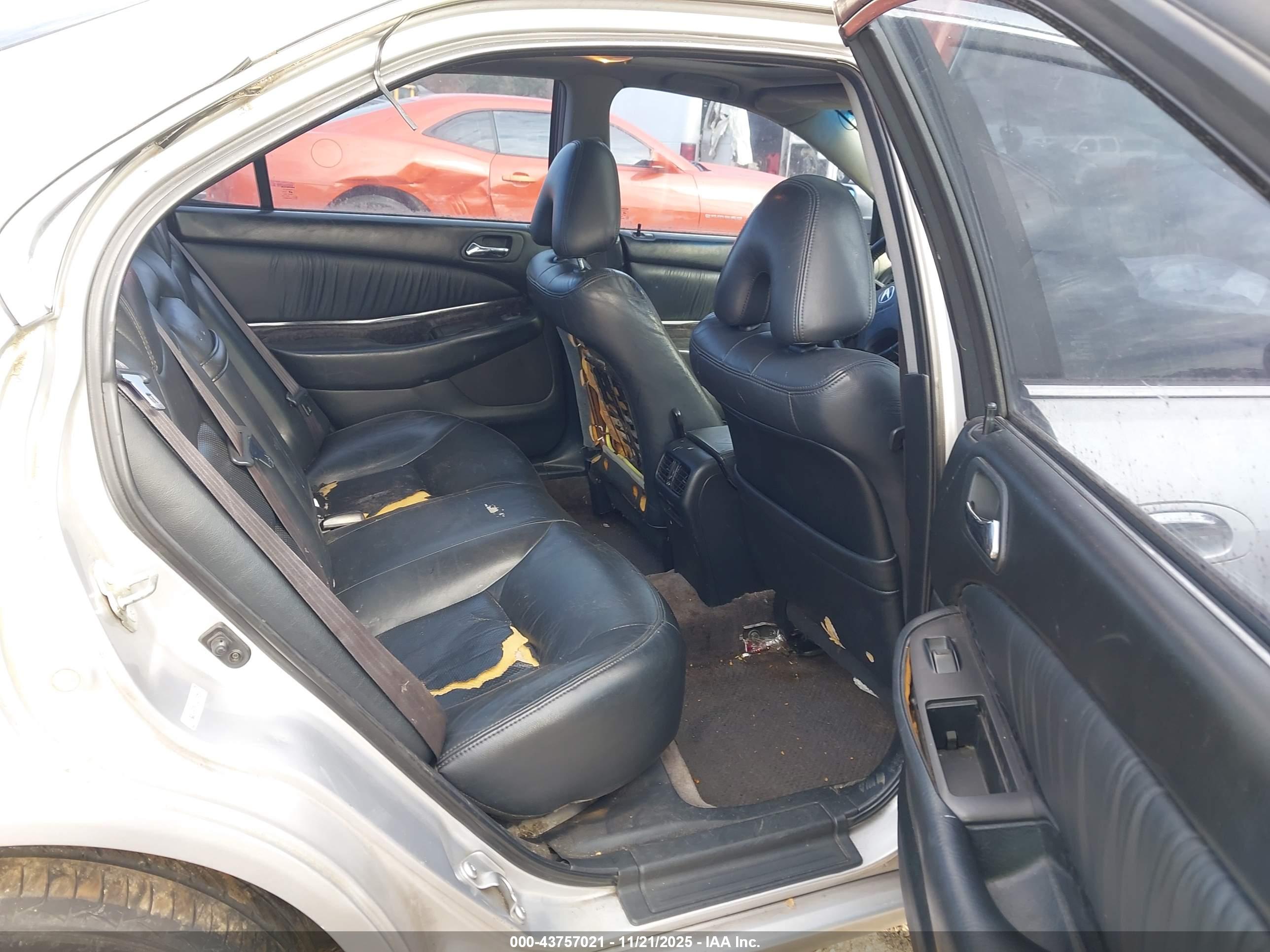 ACURA TL image 8