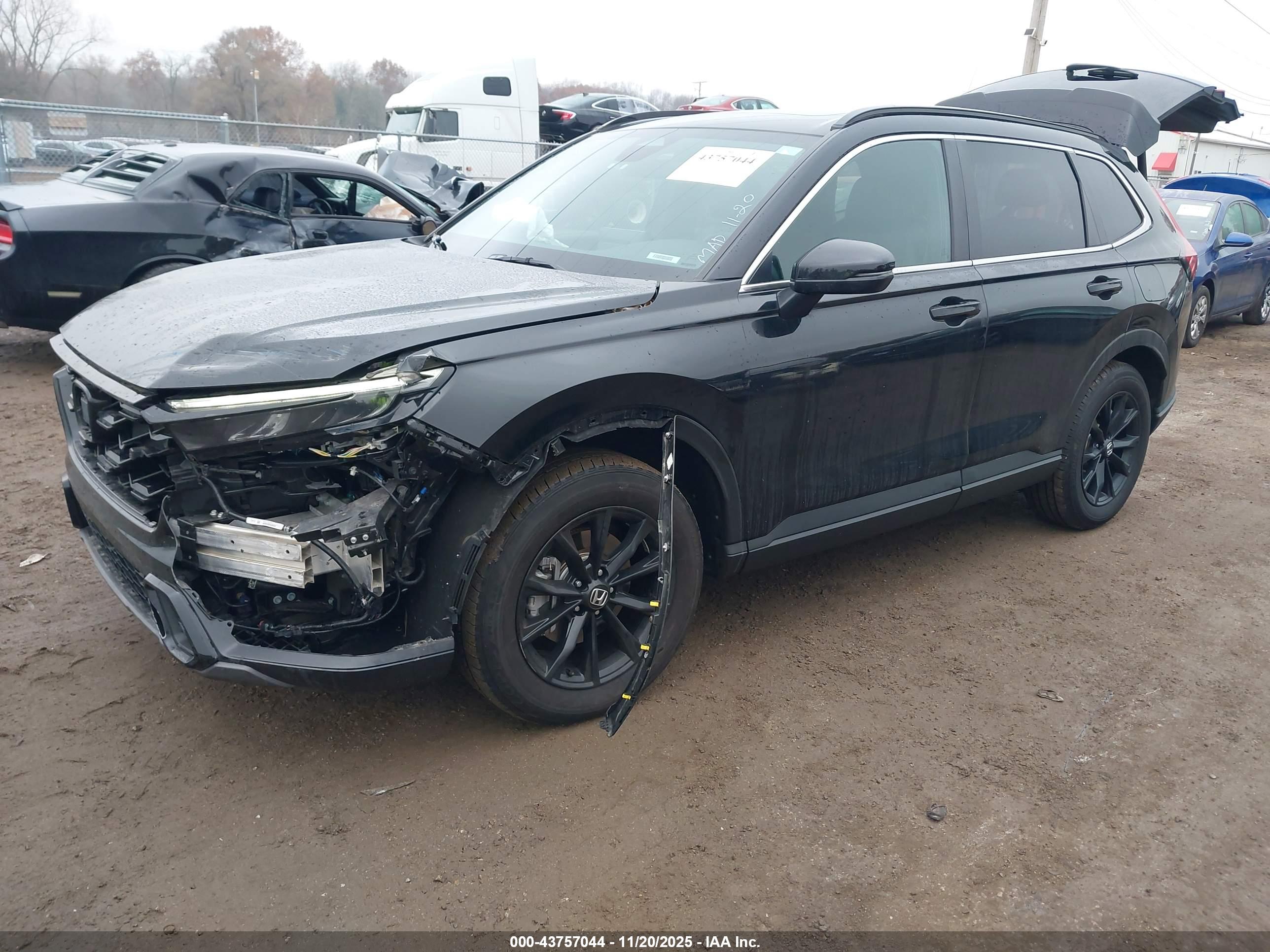HONDA CR-V image 2