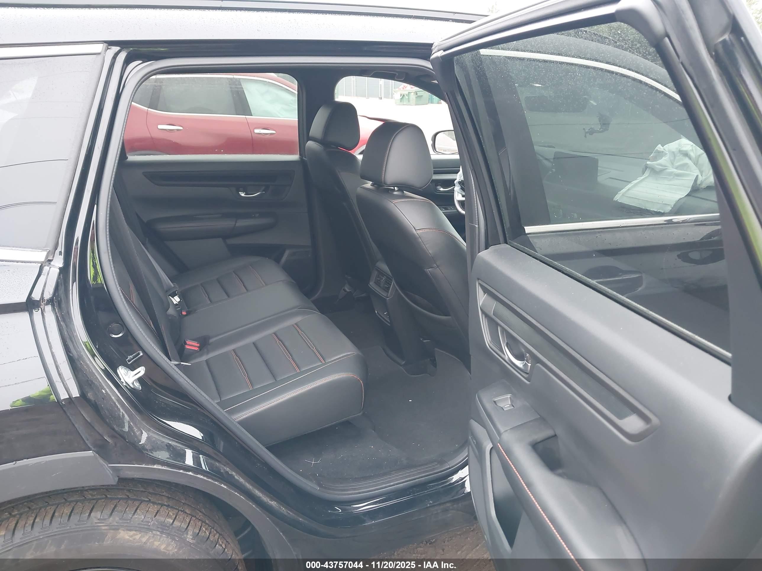 HONDA CR-V image 8