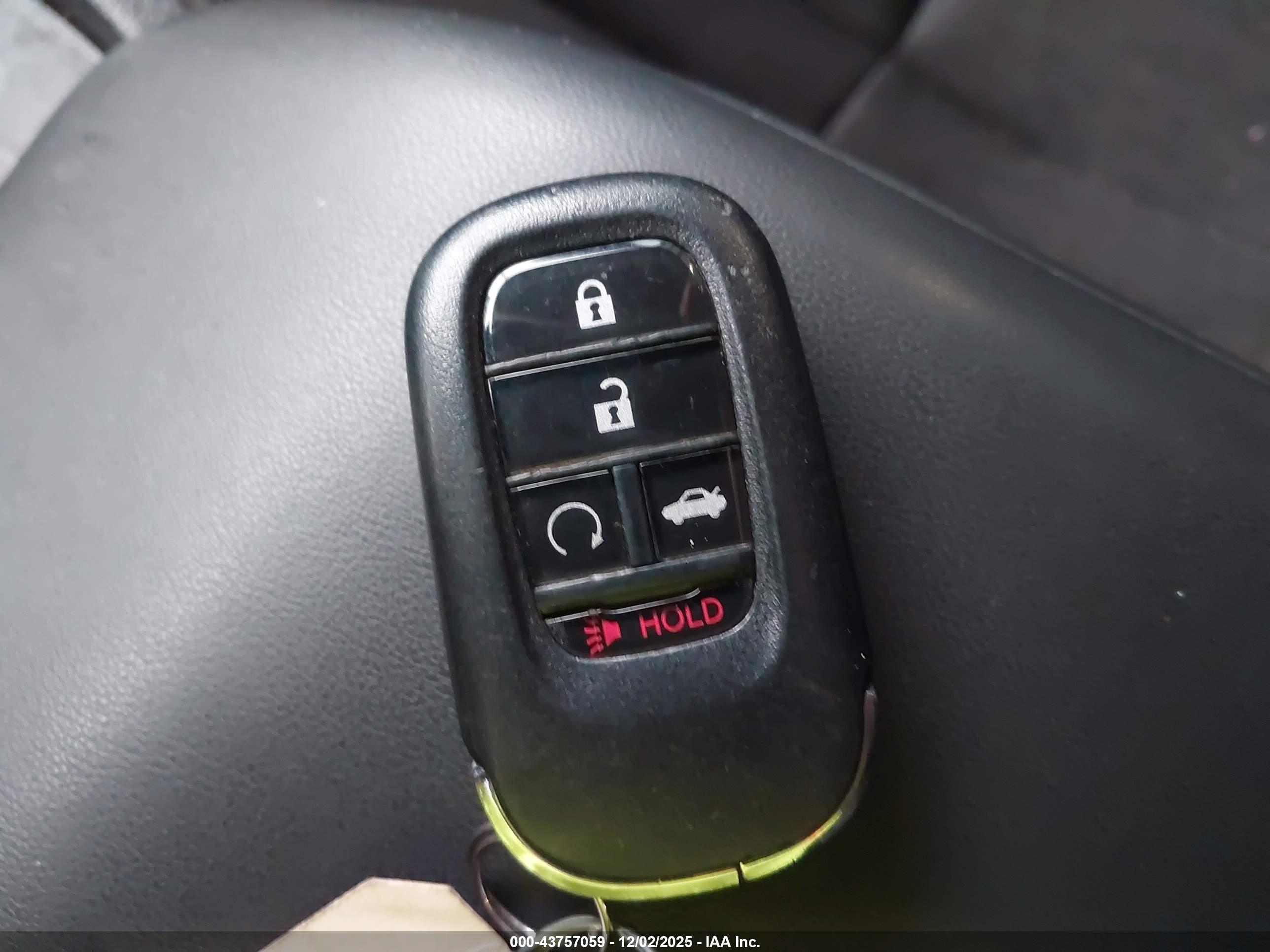 HONDA ACCORD image 11