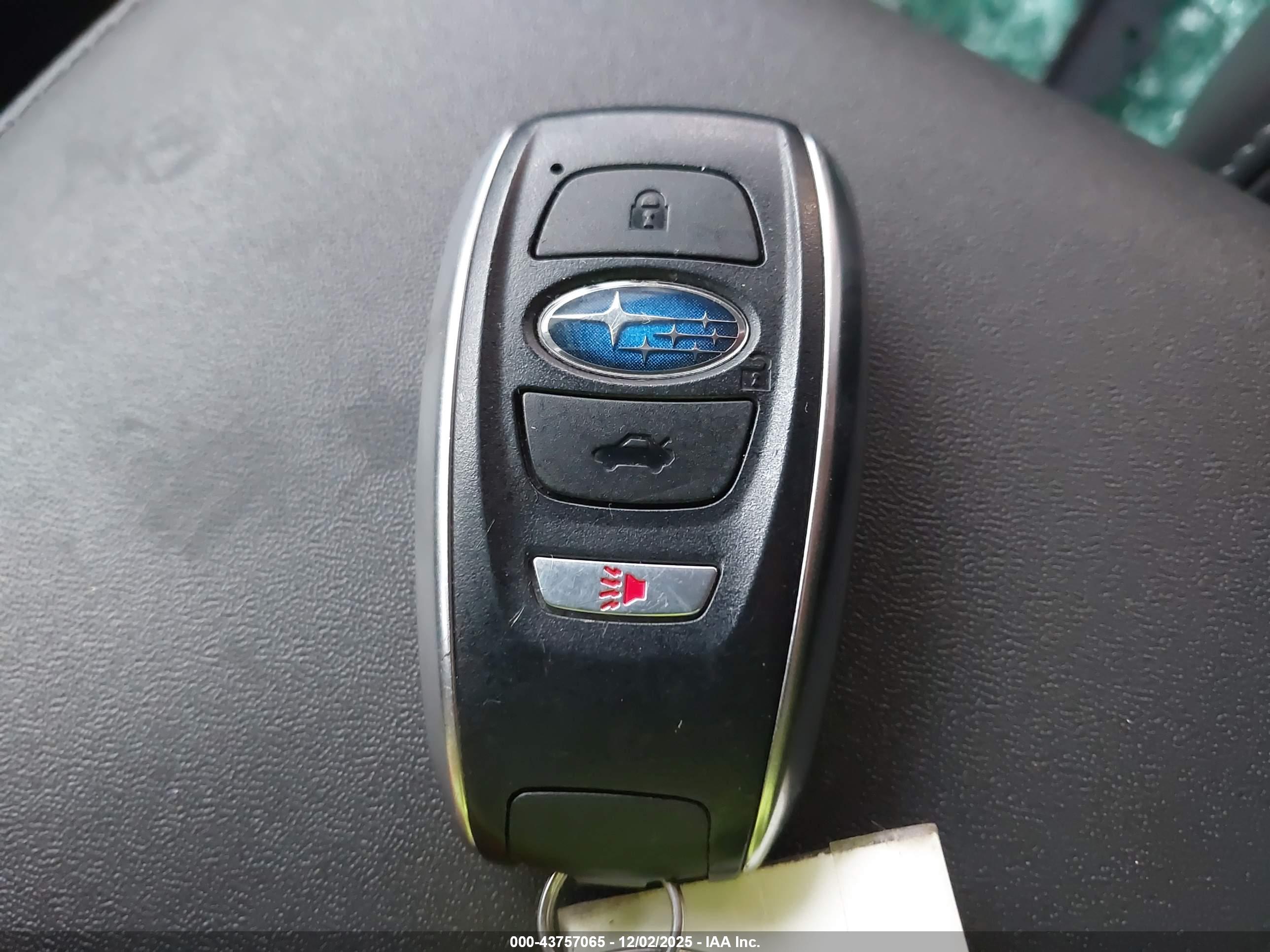 SUBARU OUTBACK image 11