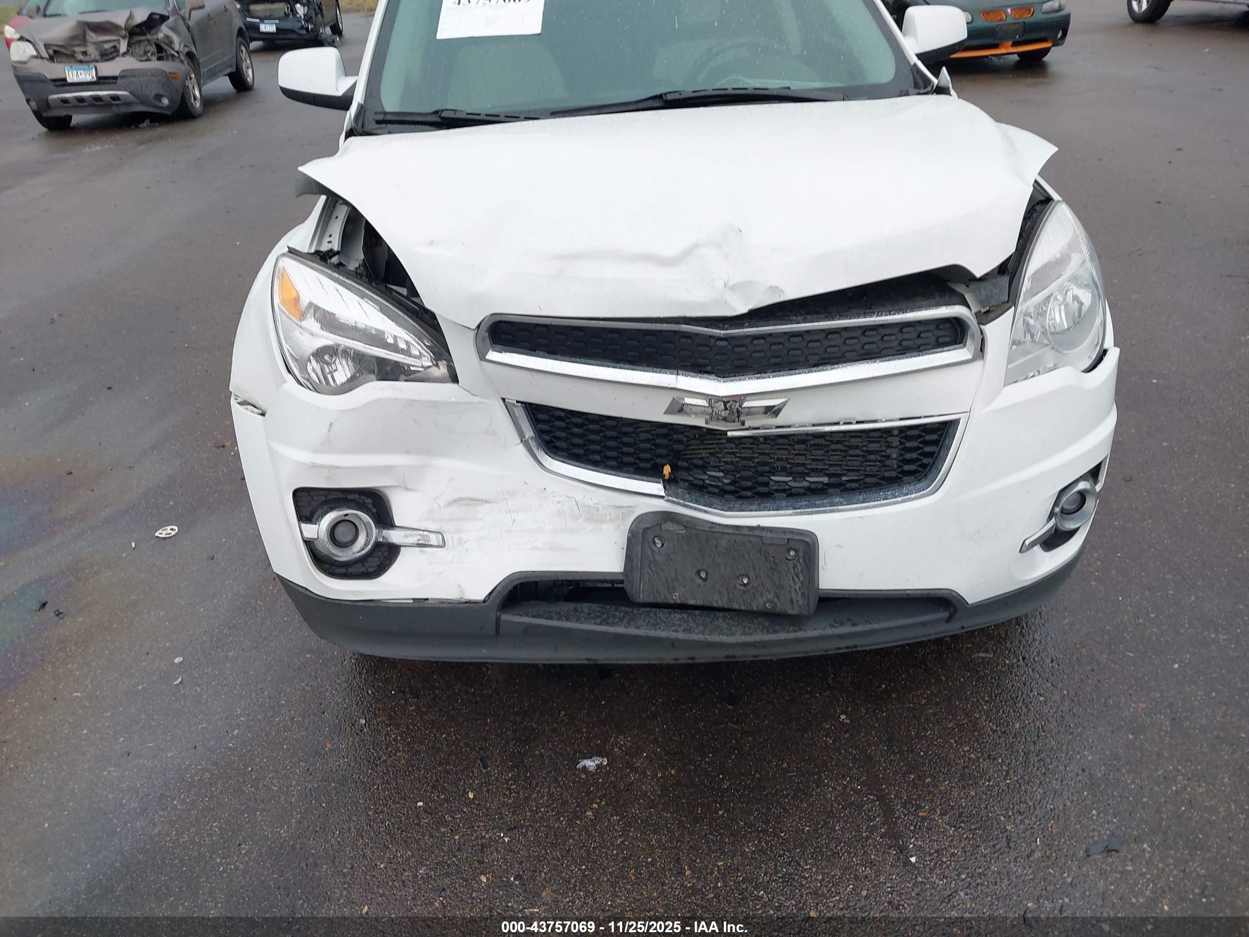 CHEVROLET EQUINOX image 6