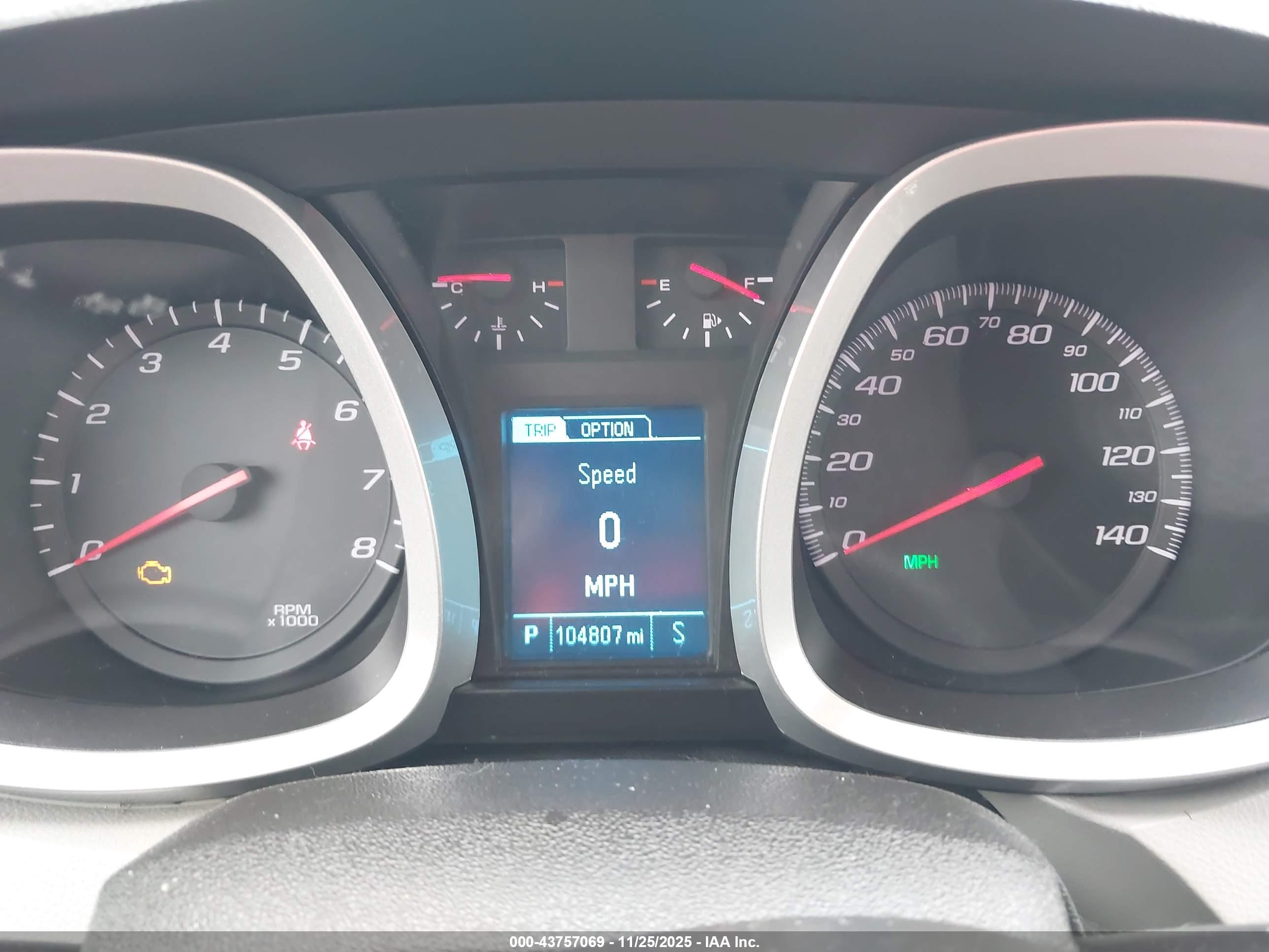 CHEVROLET EQUINOX image 7