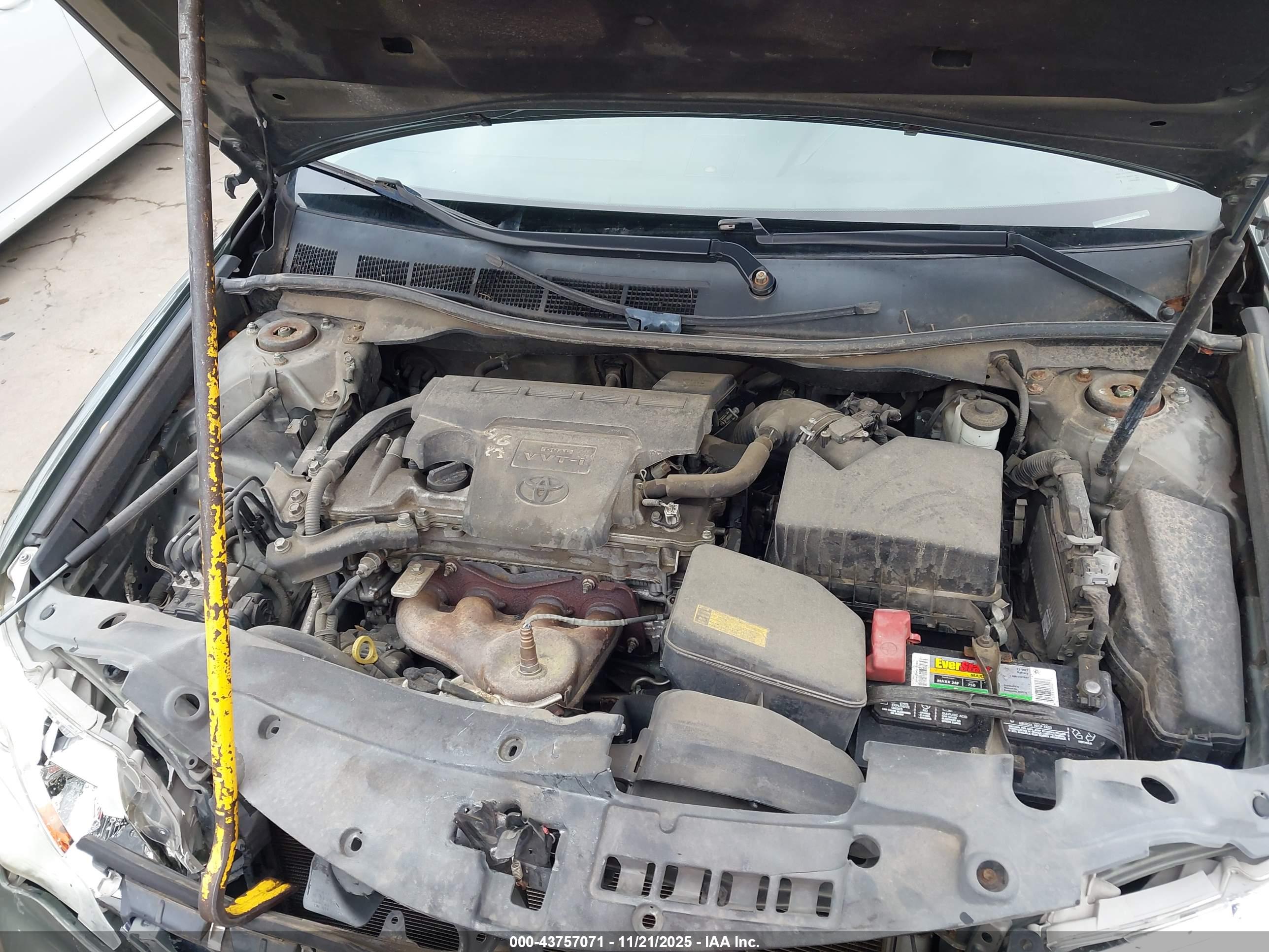TOYOTA CAMRY image 10