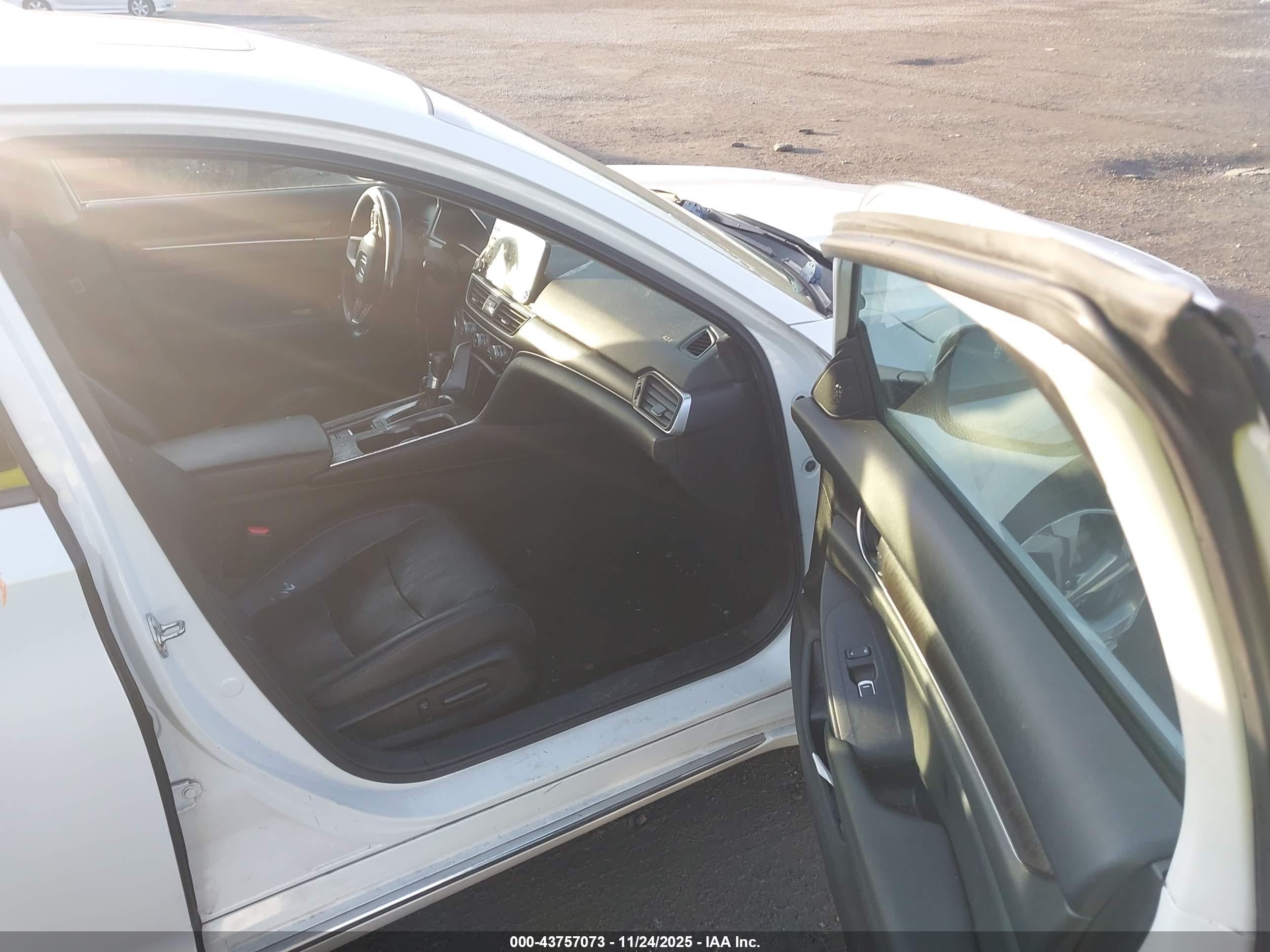 HONDA ACCORD image 5