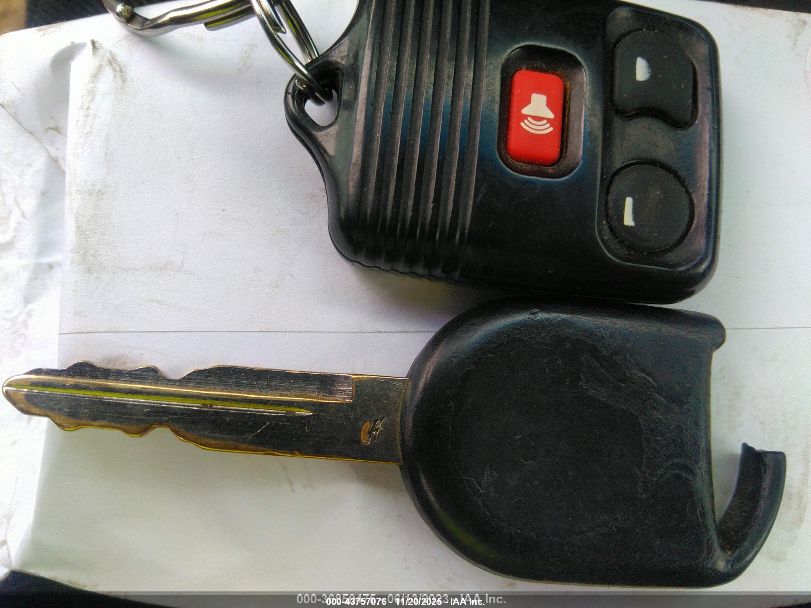 FORD FREESTAR image 11