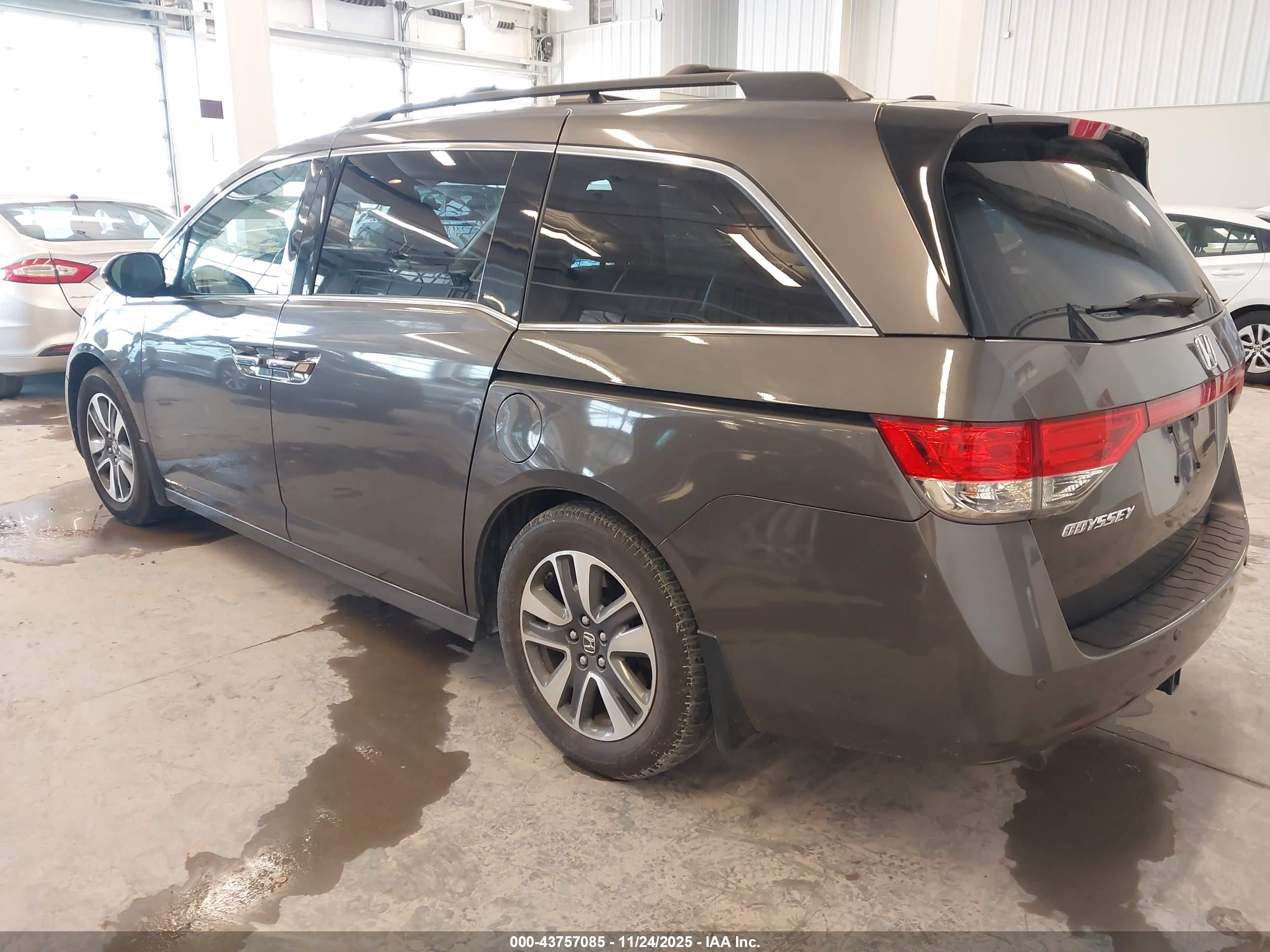 HONDA ODYSSEY image 3