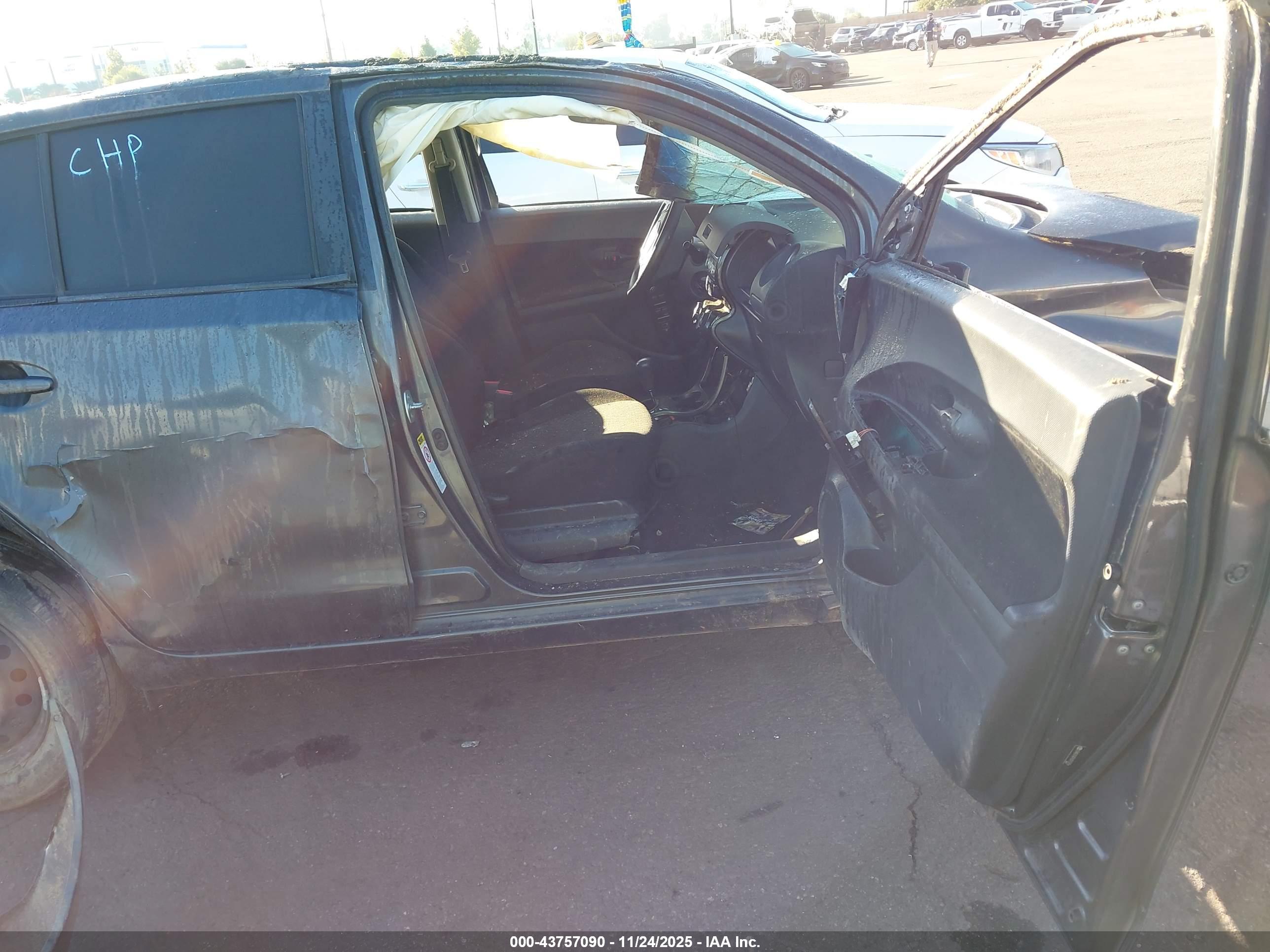 SCION XD image 5