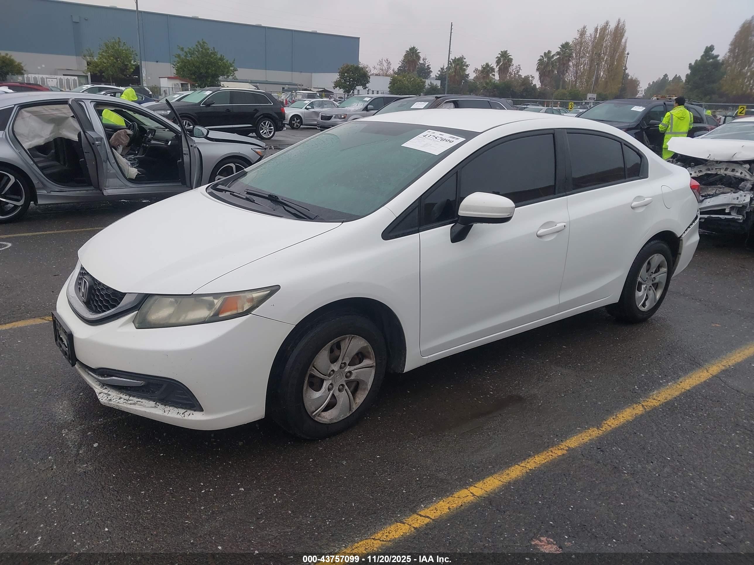 HONDA CIVIC image 2